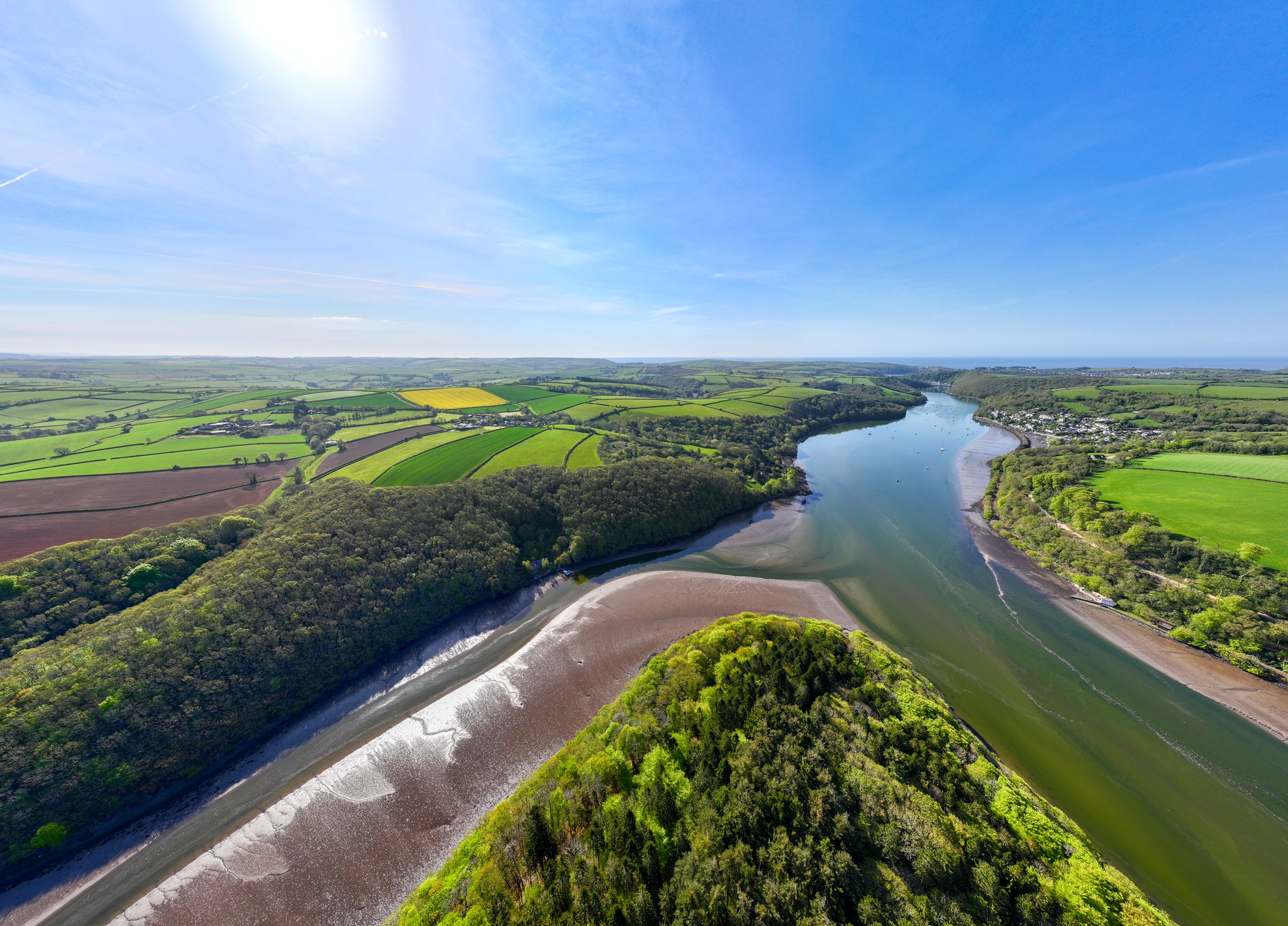 What a weekend it was! 🌊🚁
Days like this remind me why I love what I do.
Here’s to many more days like this as we head into summer! ☀️
#DronePhotography #Fowey #AerialViews #Cornwall #SummerVibes