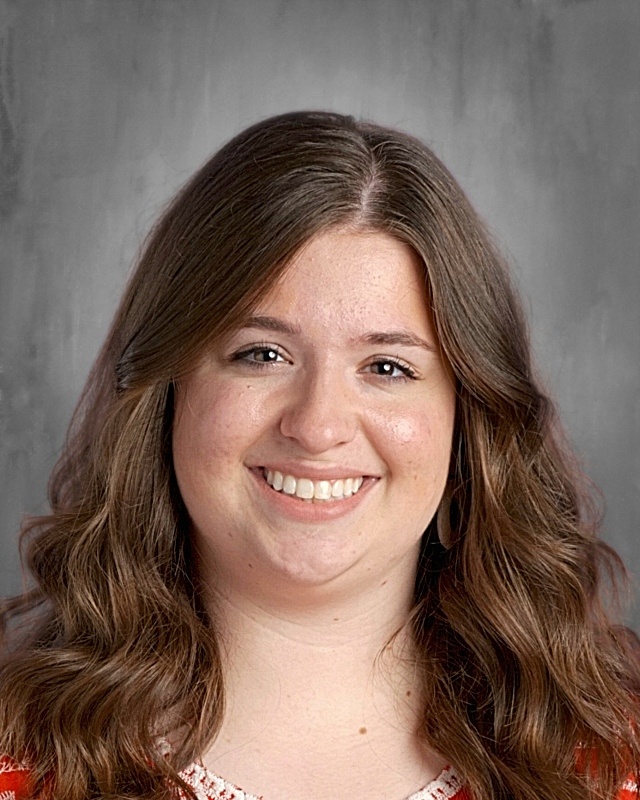 Teacher Appreciation Week: Thank you, Madison Canterbury! Mrs. Canterbury teaches Concert band, Elementary Music, Elementary Choir, and fourTLC classes. She also teaches private instrumental lessons and serves as our Fine Arts Director. This is her 2nd year at SCS.
