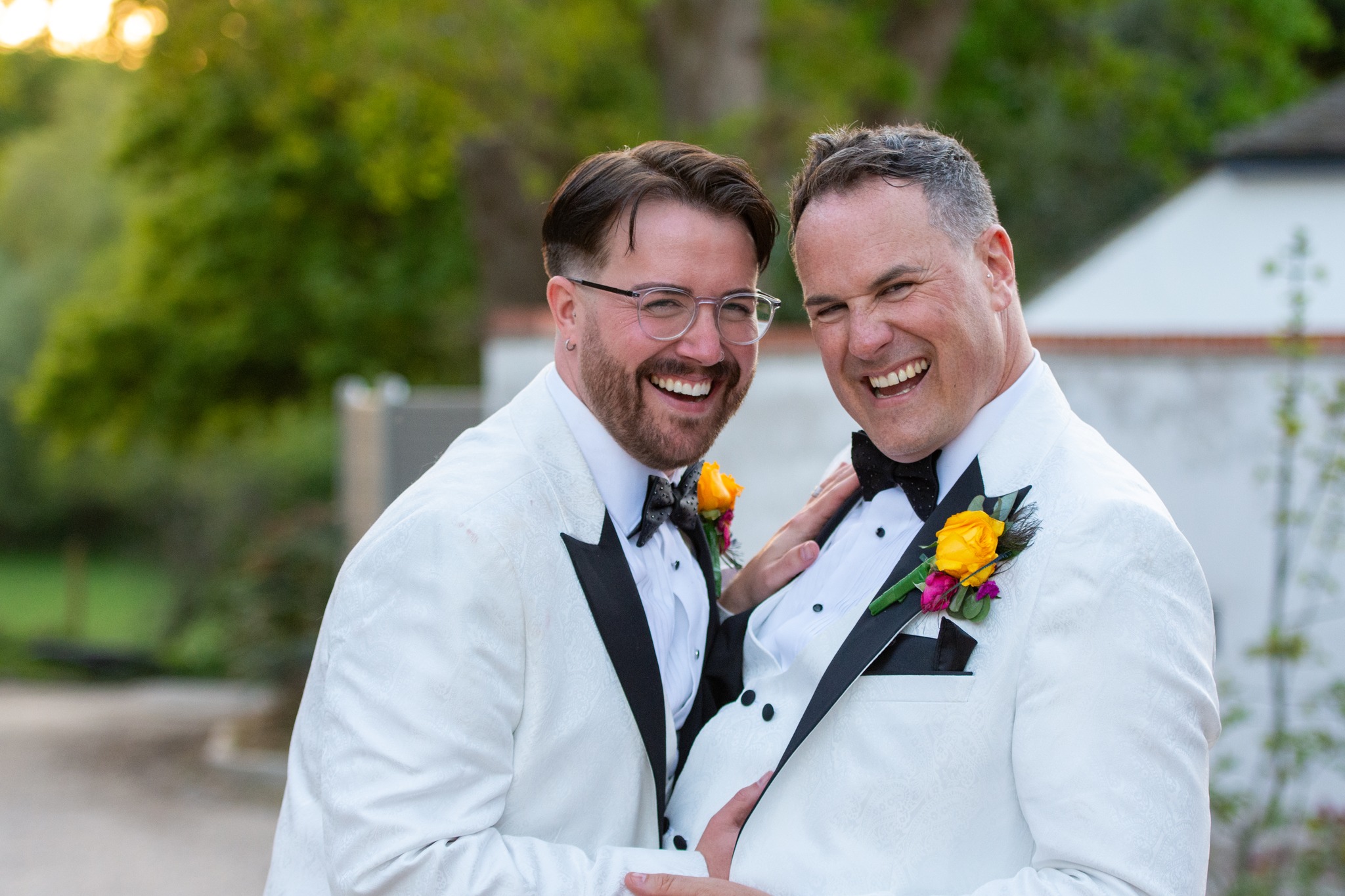 Sun. Smiles. Sneak peeks. πΏβοΈ
Daniel & Tom | Bartley Lodge Hotel, Lyndhurst | Yesterday
The New Forest delivered THAT light and these two delivered all the love. We are absolutely obsessed with how this day turned out.
Venue: @bartleylodge
Photographer: @robinsonroadphotography
Florist: @pennylaneflowers
DJ:@hampshireeventdjs
Cake Maker: @trulamarieslittlecakecompany
Decor: @lovewithletters_
Photo Booth: @switswoophotobooths
@djf1983
#WeddingPhotography #BartleyLodge #NewForestWedding #OutdoorWedding #SneakPeeks #JustMarried #WeddingTog #Lyndhurst #GoldenHourWedding