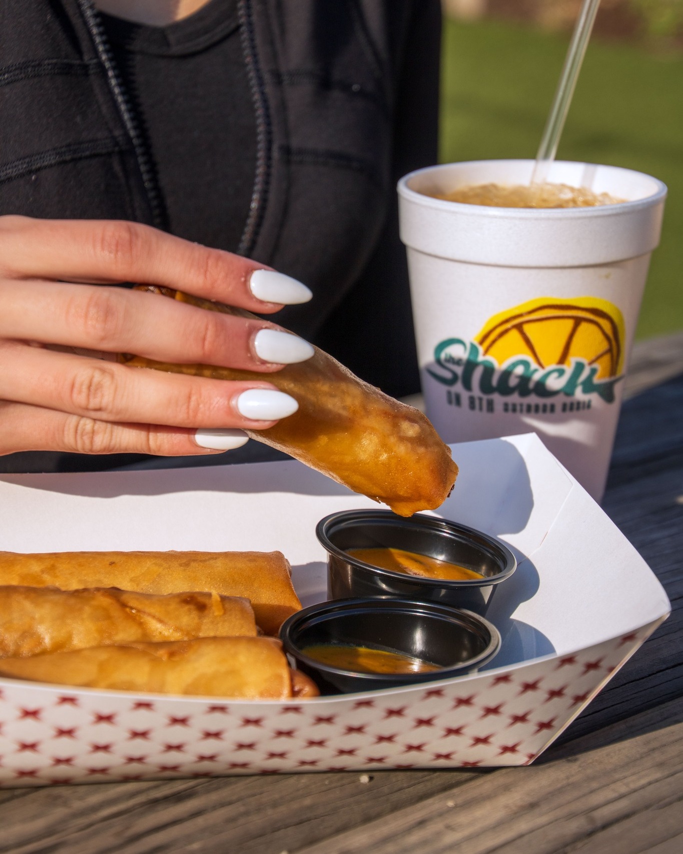 Hey! Get out of the house for a bit. ๐
Fire pits are going, crushes are cold, and those crispy vang rolls are calling your name!
Come hang with us! ๐
#vblocal #virginiabeachfoodie #757eats