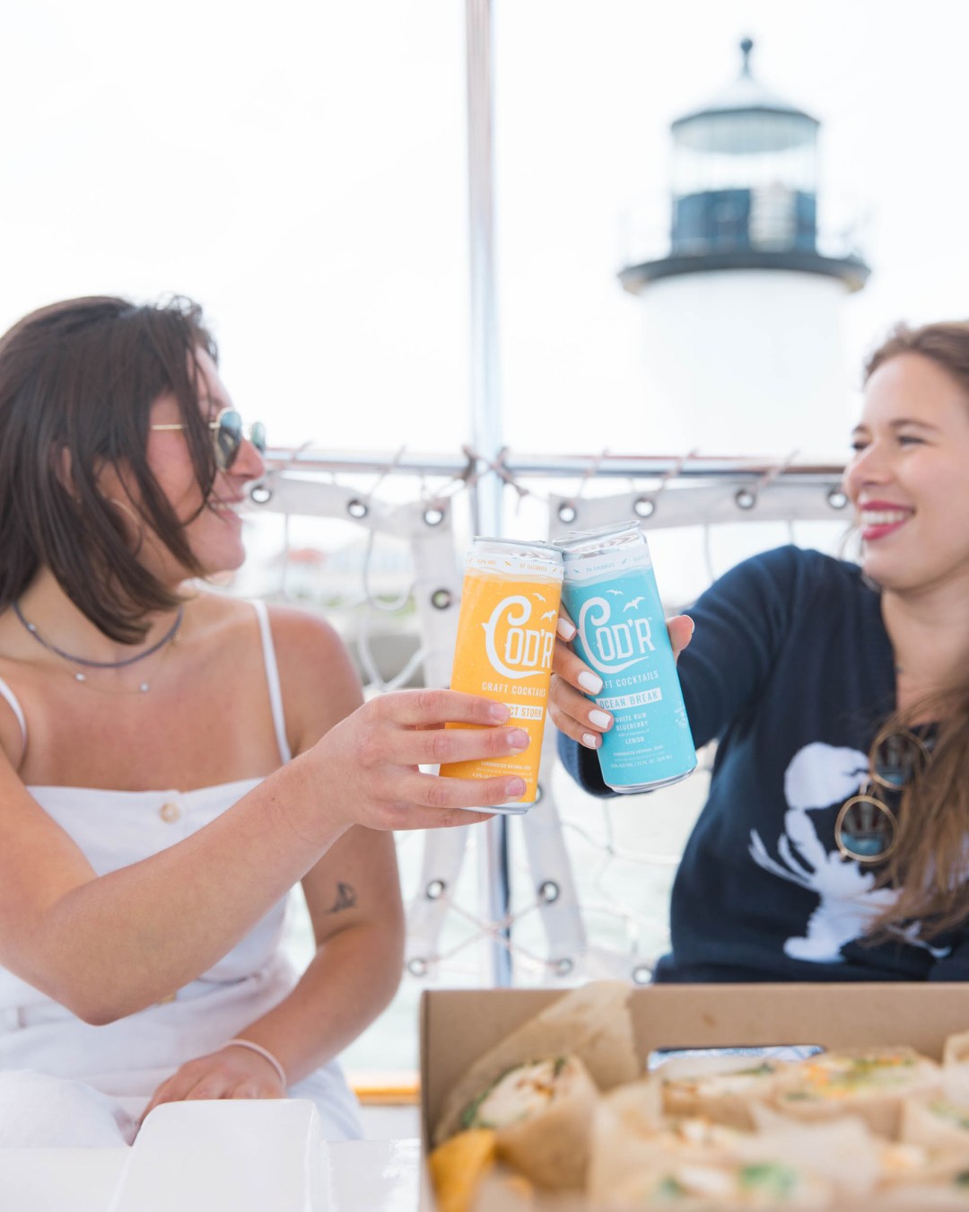 Cheers to May on the water! Warmer weather calls for a Cocktail Cruise at golden hour — we don’t make the rules. 🌅
🔗Reserve your spot using the link in bio!