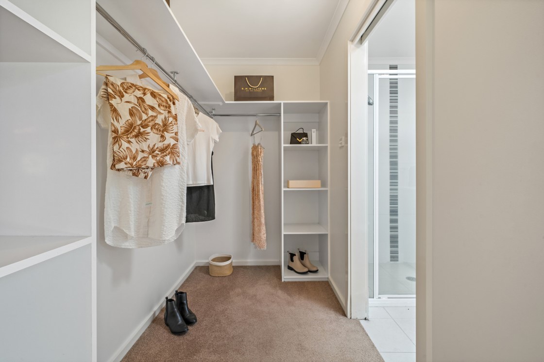Keep clothing organised and easily accessible with our DIY wardrobe kits.
Browse the range online to plan a more functional storage setup.
#RenovationInspiration #WardrobeDesign #MelbourneWardrobes