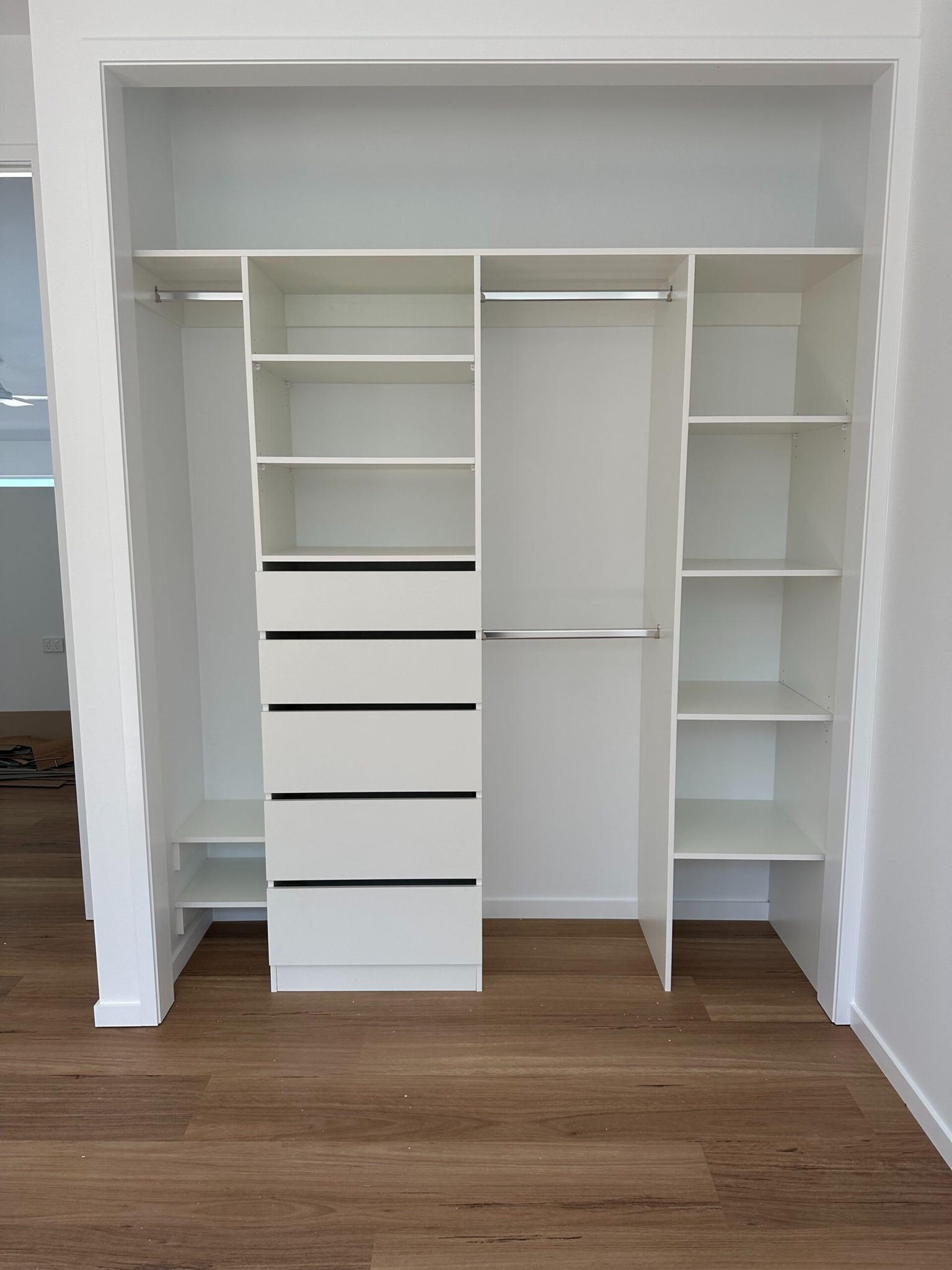 Planning a wardrobe refresh this year?
Explore our latest DIY wardrobe and storage solutions online.
#WardrobeAccessories #WardrobeInspiration #MelbourneWardrobesOnline