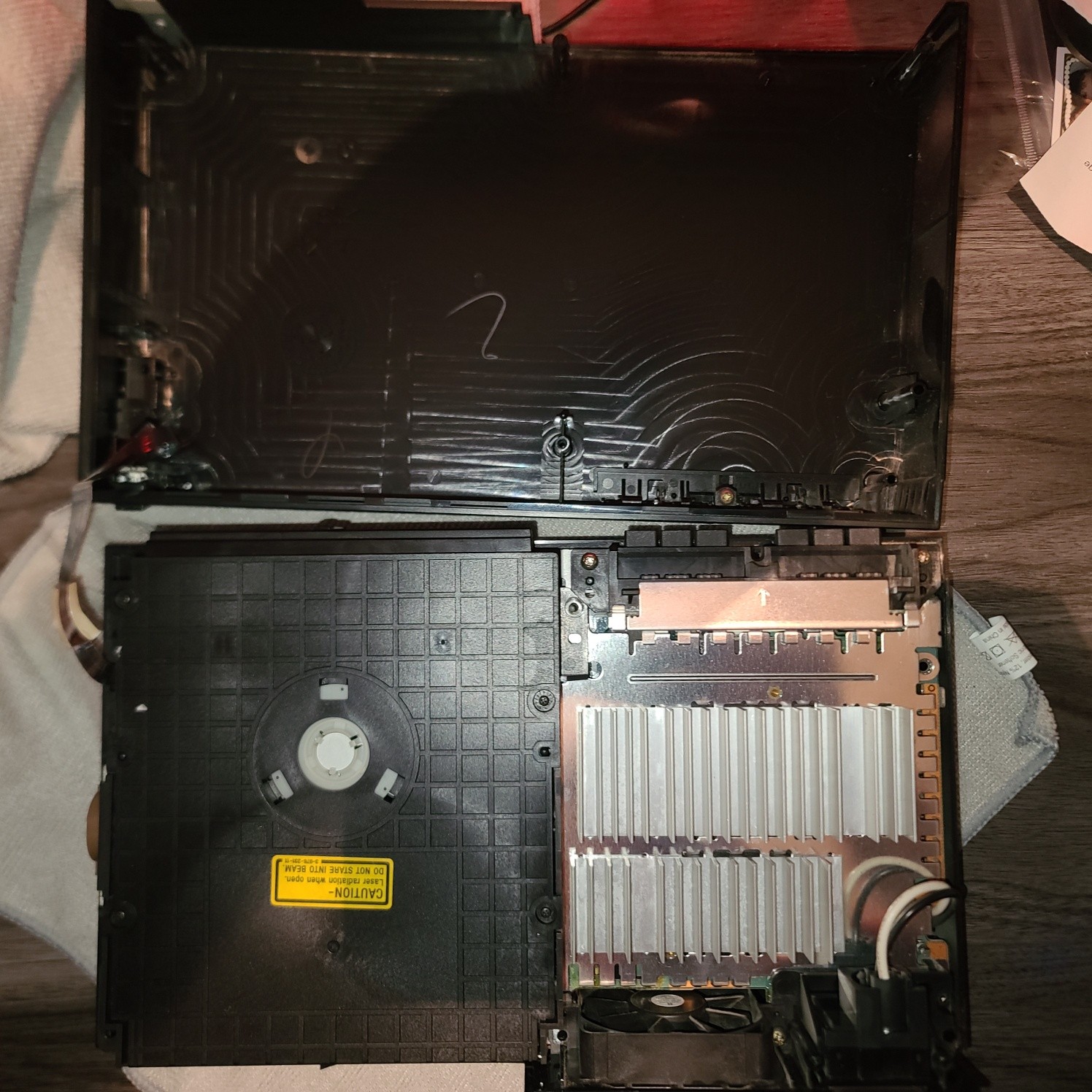 Currently cleaning and prepping this beauty for a sale this weekend.
Can anyone guess what console it is? 🤔