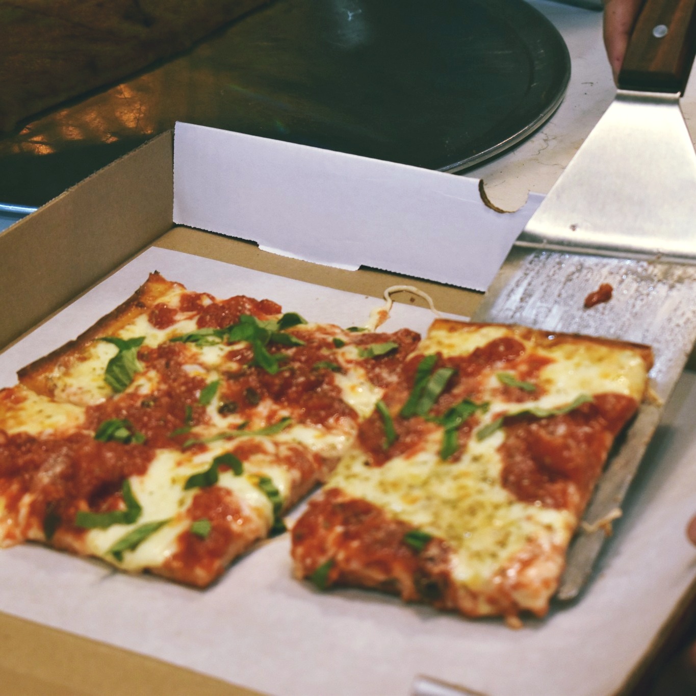 told the kids we're having homemade tonight. π
*opens uber eats*
link in bio.
#GinosParlor #UberEats #SandyHookCT