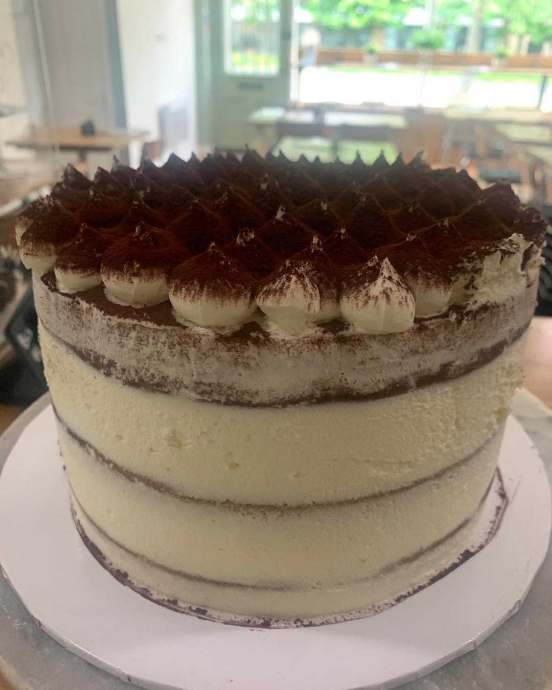Happy Friday!
On the counter today we have not one but two cakes to choose from! Our ever popular Tiramisu and The Bogtrotter have made an appearance this week…..so what are you waiting for??
We also have Rhubarb Crumble Deep Dish Cookies filled with house rhubarb conserve, along with an array of our usual bakes.
Hot and cold food available to dine in or take out.
See you all soon 🤤😋💚🌱
#vegannewcastle #newcastlefoodies #newcastlevegan #northeastvegans