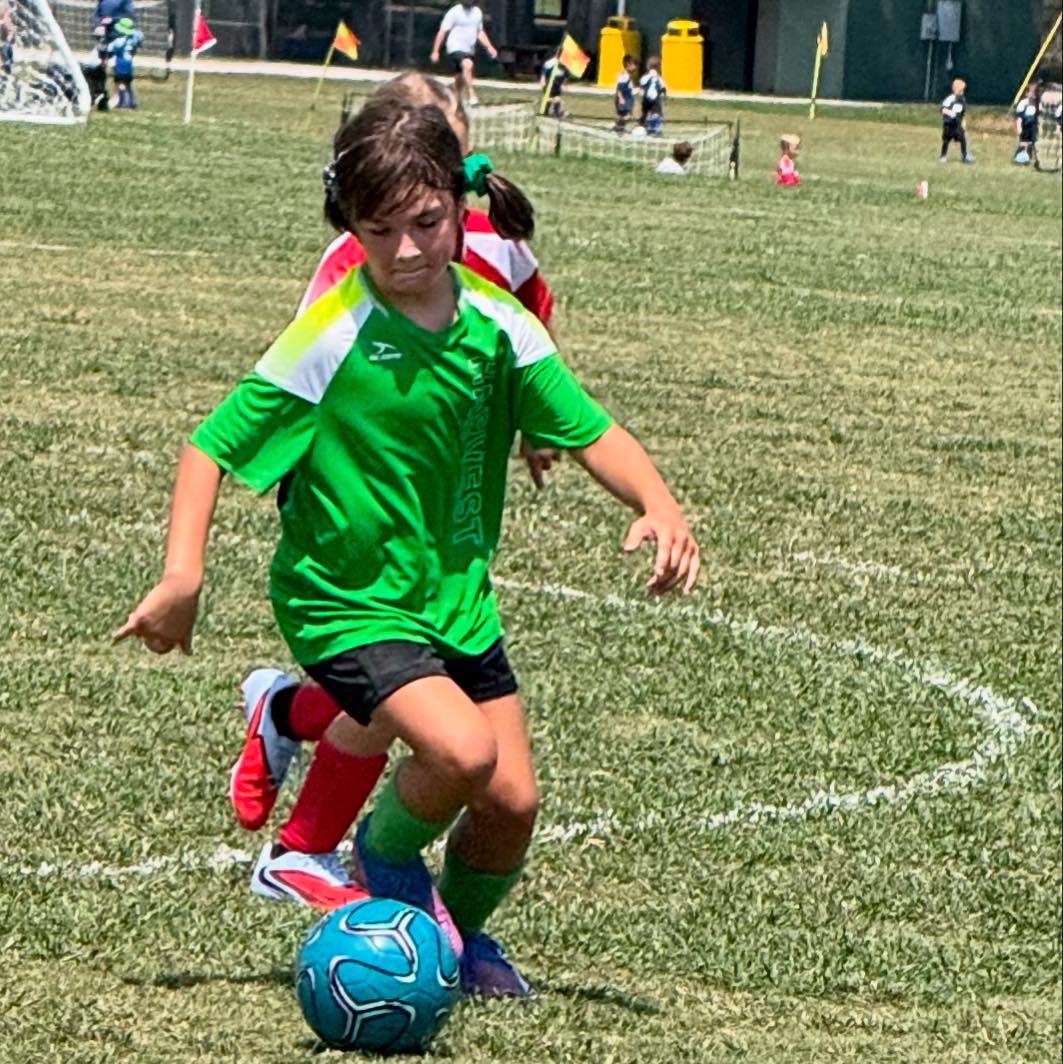 At Harvest, we love being part of our community and one of our favorite ways to give back is by supporting local youth sports and the amazing kids who play them. ⚽💚
We’re proud to sponsor local soccer teams and cheer on young athletes as they learn teamwork, discipline, confidence, and perseverance both on and off the field. Watching these kids grow, compete, and support one another is inspiring, and we’re grateful to be a small part of their journey.
A special shoutout today to our Harvest U9 Girls Team as they battle for their chance to advance to the league championship! We are so proud of your hard work, your attitude, and the way you support each other every game.
We’re cheering for all of our Harvest teams this season and thankful for the coaches, families, and community that make youth sports so special. #franklintn #harvest #hanmudo #soccer #kids