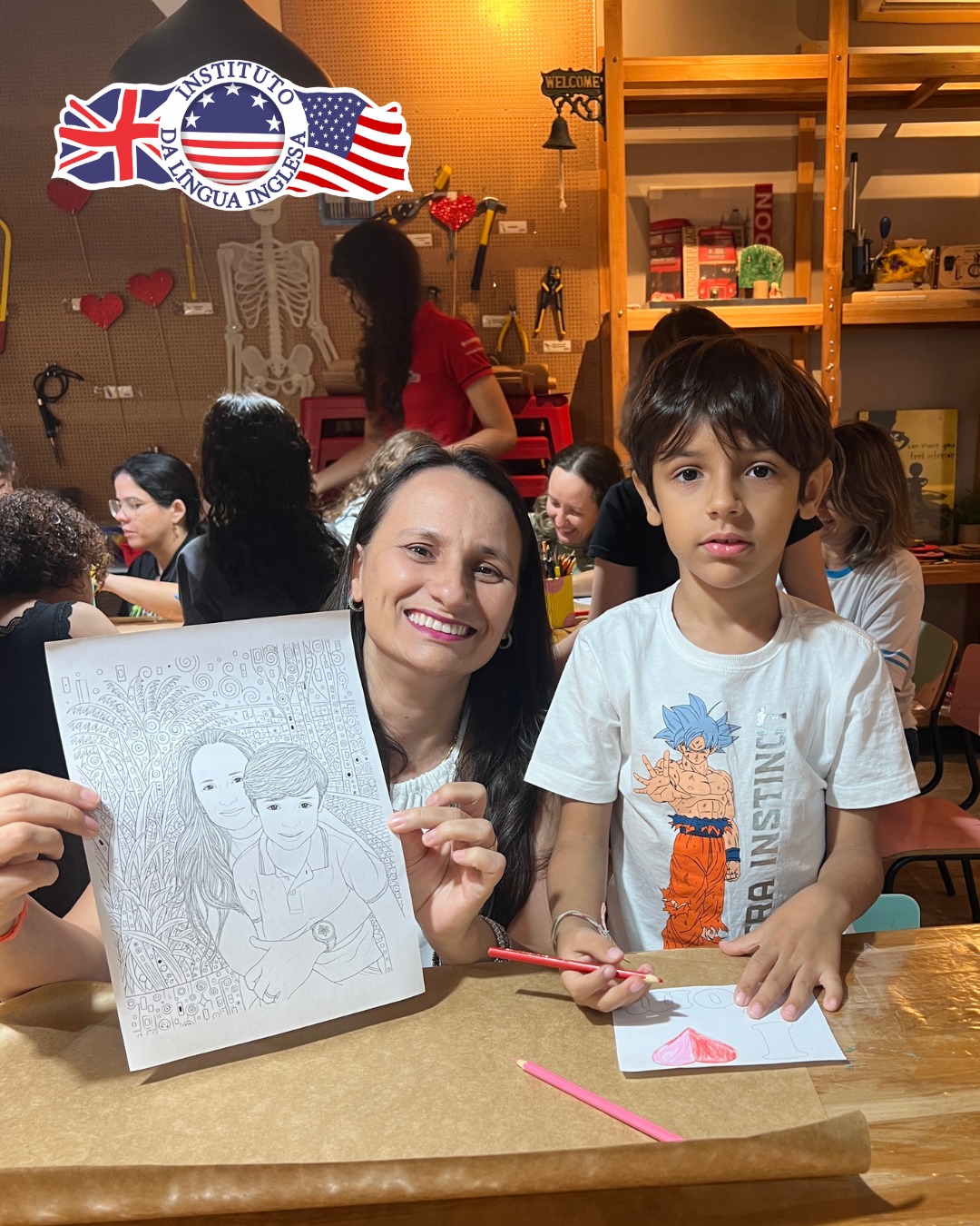 Hoje, celebramos as mães incríveis que inspiram, apoiam e crescem junto com nossos alunos todos os dias.
Feliz Dia das Mães para as mulheres que fazem o aprendizado, o amor e a confiança florescerem. 🌷