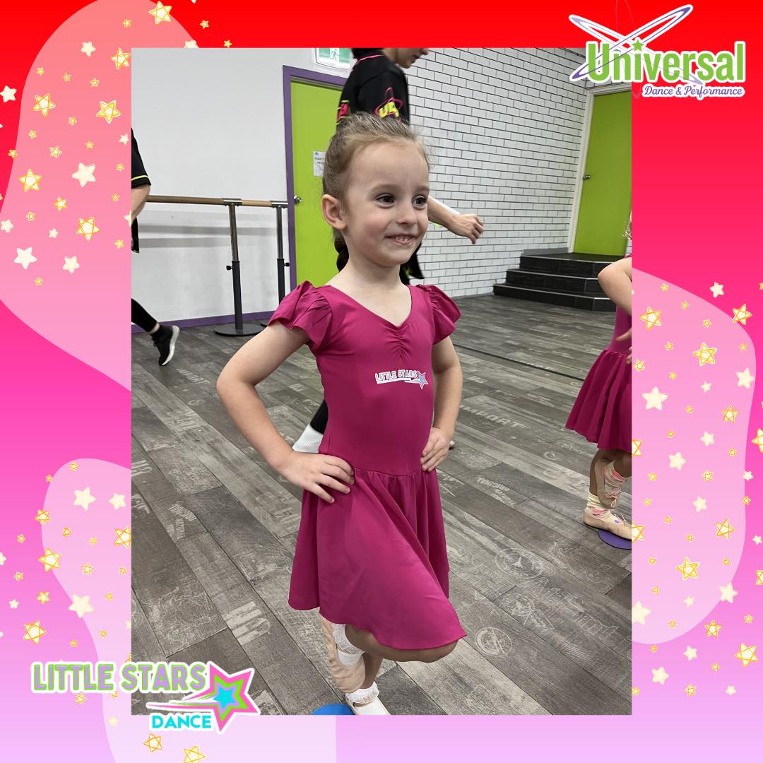 That little proud smile says it all 🥺✨
#littlestarsbigmoves #littlestars #littlestarsdance #universaldanceandperformance #perthdance #udp #kidsdanceclasses