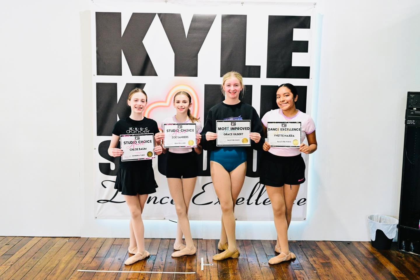 Star power on a Wednesday! ⭐ A massive congratulations to these dancers for their exceptional work ethic this season. Your dedication is what makes our studio shine. Keep reaching for the stars!
.
.
.
#bestdanceschoolinnewnan #bestdanceschool #danceschoolforkids #danceschoolforteens #bestdanceschoolingeorgia