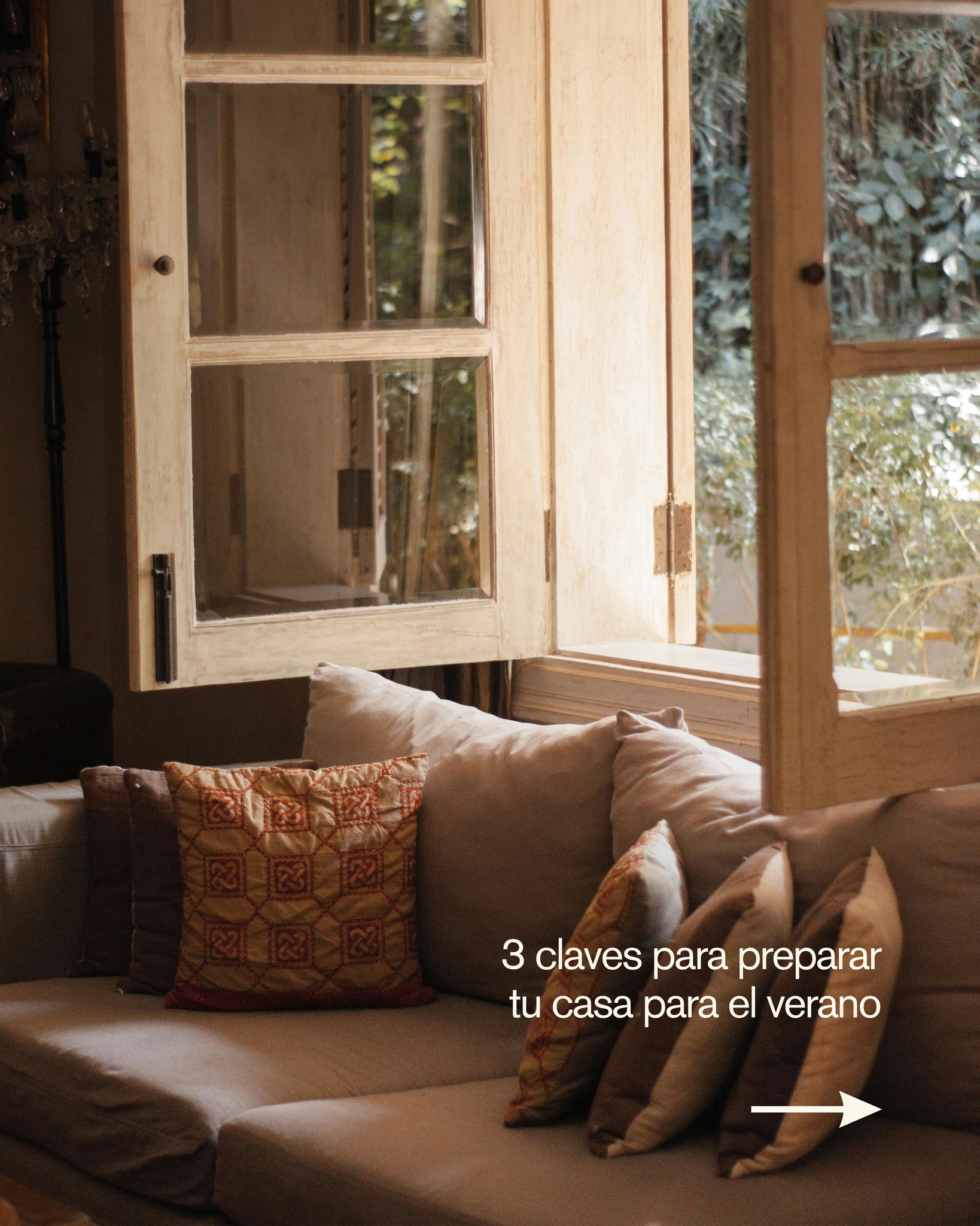Con la llegada del buen tiempo, también apetece que nuestra casa se sienta más fresca, cómoda y luminosa ☀️
A veces, no hacen falta grandes cambios: renovar algunos textiles, apostar por materiales naturales o aligerar visualmente los espacios puede transformar por completo el ambiente.
En Mobles Bustos te ayudamos a encontrar las piezas perfectas para adaptar tu hogar a cada temporada ✨
#moblesbustos #verano2026 #mueblesamedida #decoración