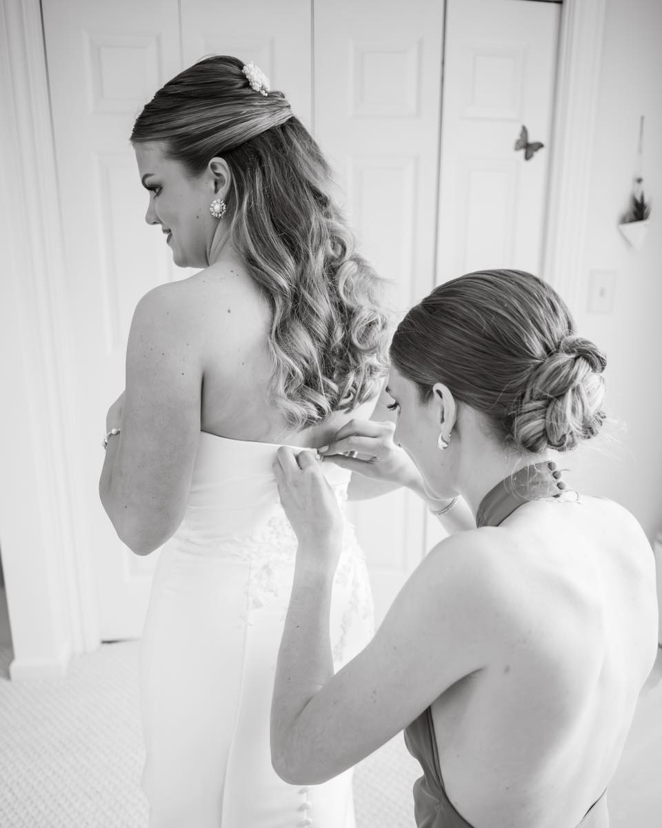 Beautiful bridesmaids make the morning even sweeter flower 💕
Hair by Petrina // Makeup by Emily
Photo liam.bentley.studios