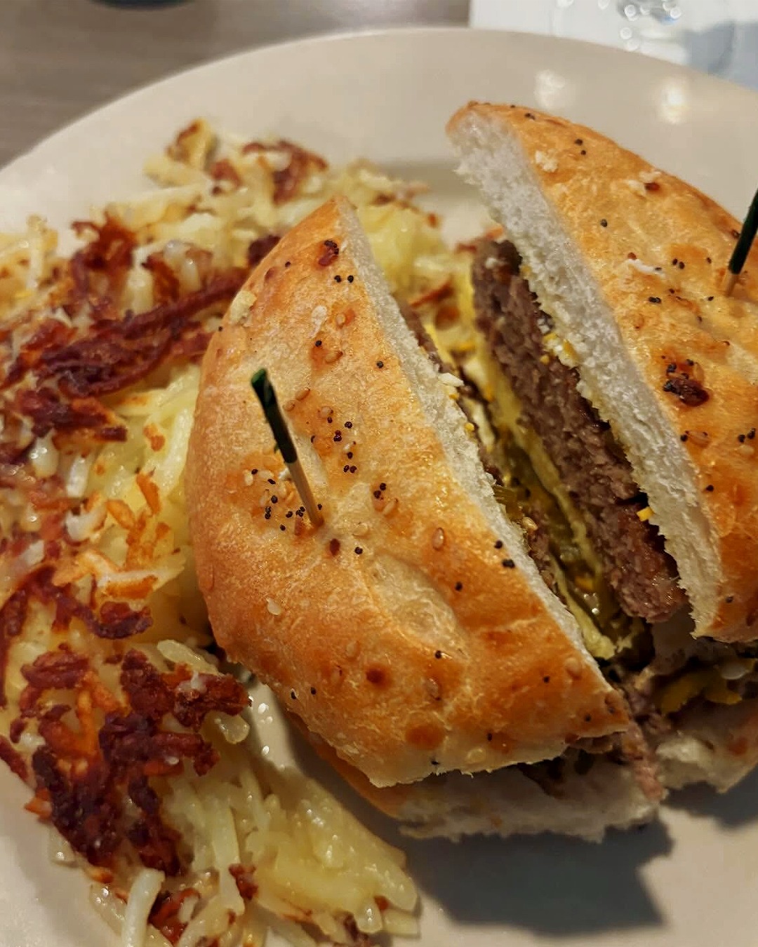 Plant-based, high-energy, and zero compromises on flavor. ๐๐โโ๏ธ๐จ Fuel up with our Vegan Breakfast Burgerโa savory patty stacked with melted vegan cheese, served alongside a side of crispy hash browns for that pure morning comfort.
What are your plans for today? ๐ ๐
โฐ Open 7 Days 8am-10pm
๐ Delivery #Grubhub
๐ฒ Full Menu > thecolonialdiner.com
๐ 924 N Broad St Woodbury Nj 08096