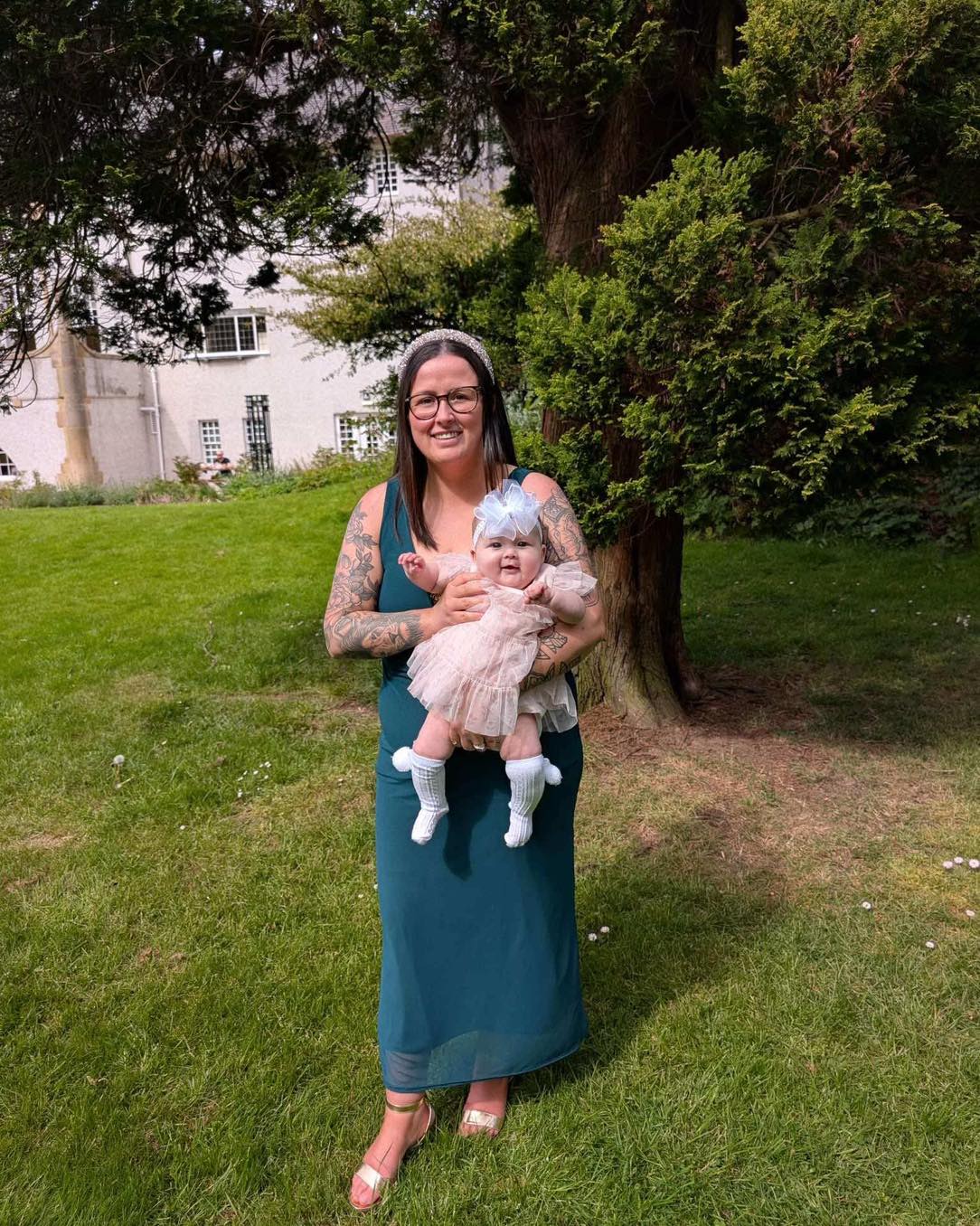 REBECCA 🫶🏼
Mammahood looks so good on you.
First tan for Rebecca since she has had this bundle of joy
You look amazing, hope you enjoyed your first family wedding as a 3
#aberdeenshiretanartist #moray #spraytanaberdeenshire #spraytan #tan #moraytanartist #spraytanartist #aberdeenshire #dolceglow