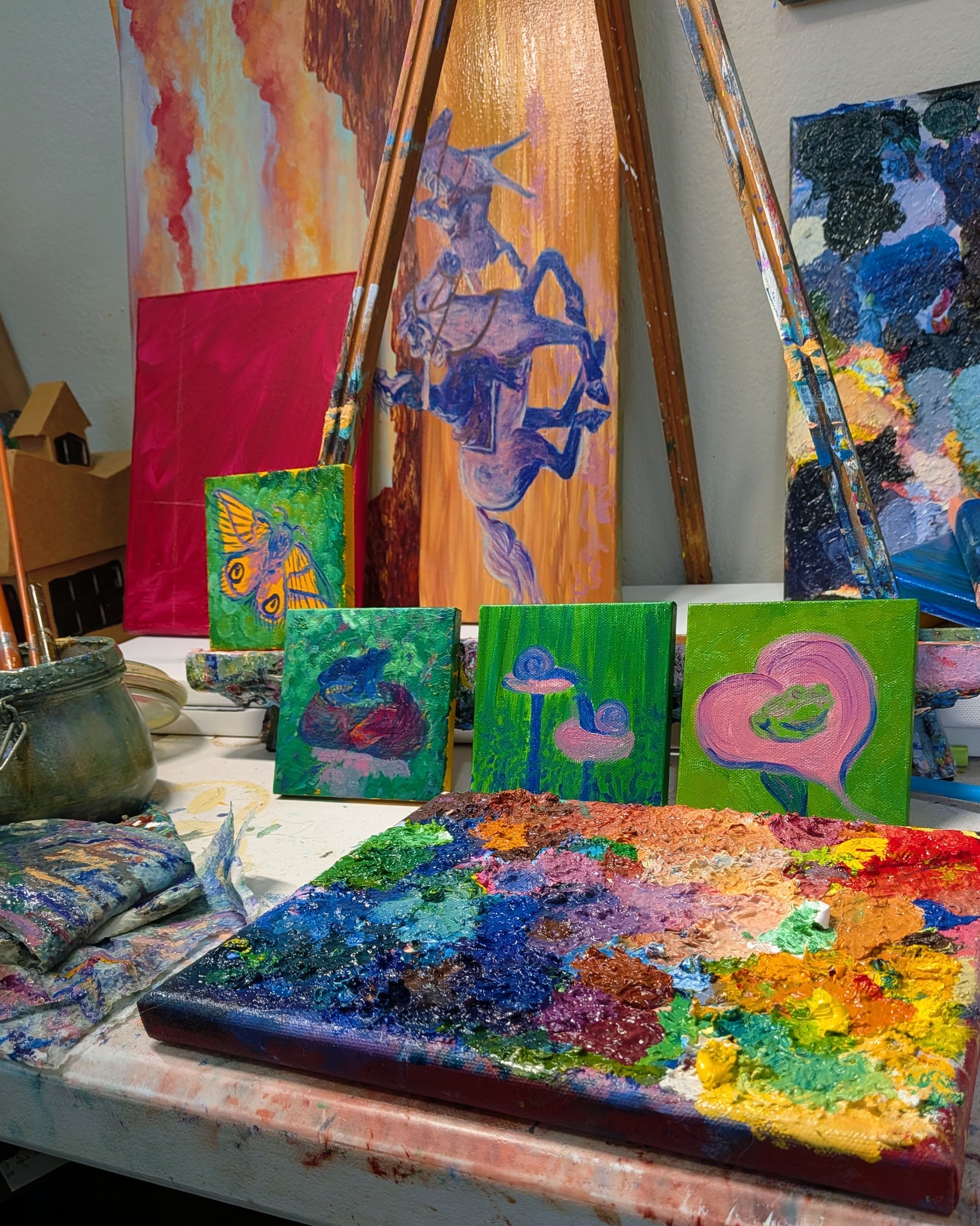 I have been working on lots of little guys, the finished products will be for sale at Sunny Dayz Mural Fest! Come see me in Claremore! Full address is up on my events calendar on my website > www.cccaldwell.art!! #cccaldwellart #theepiccontd #wip #miniart #smallart