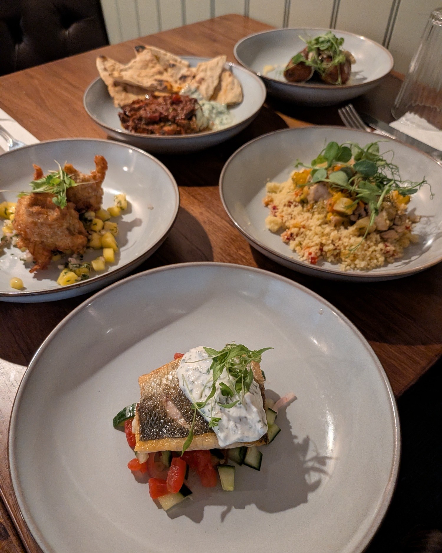 ☀️ TODAYS SUMMER SPECIALS AT THE EIGHT BELLS ☀️
Small plates perfect for sharing, grazing, or enjoying with a chilled drink in the sunshine.
🌿 Lamb Kofta (GF)
Served with fragrant ghourmet sabzi
£7.95
🥩 Seared Pork Belly (GF)
Parsnip purée & crispy parmentiers
£7.95
🐟 Mackerel Escabeche & Olive Tapenade (GF Available)
Served with ciabatta
£7.95
🦑 Salt & Pepper Squid
With homemade chorizo jam
£7.95
🌞 Pan-Fried Seabass (GF)
Shirzi salad & cooling mint yoghurt
£8.50
🍴 Fresh flavours, seasonal ingredients, and perfect summer sharing plates.
📍 The Eight Bells, Bolney
#SummerSpecials #SmallPlates #SussexFood #TheEightBells #Bolney #PubDining #FoodieFinds #SeasonalMenu #WestSussexFood #ShareAndEnjoy