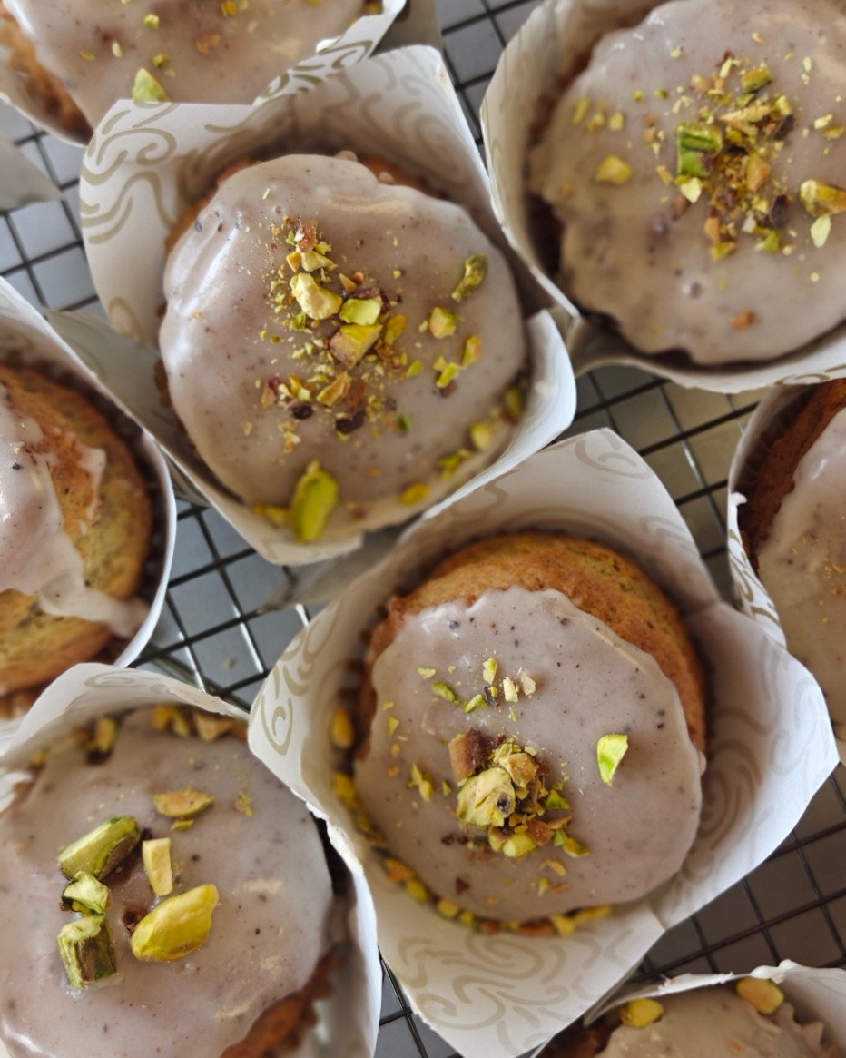 A little nutty, a little cozy, and completely delicious. ✨
Our Dairy-Free Pistachio Chai Muffin combines warm chai spice with rich pistachio flavor for the perfect balance of comforting and unique.
Soft, flavorful, and topped with all the cozy café vibes, this muffin tastes like your favorite chai latte decided to become dessert. ☕💚
And yes… it’s dairy-free, so even more people get to enjoy the magic.
#senzaglutenfree #dairyfree #pistachiochai #glutenfreebakery #muffinlover #chaiflavors #glutenfreedessert #vegaslocals #glutenfreevegas