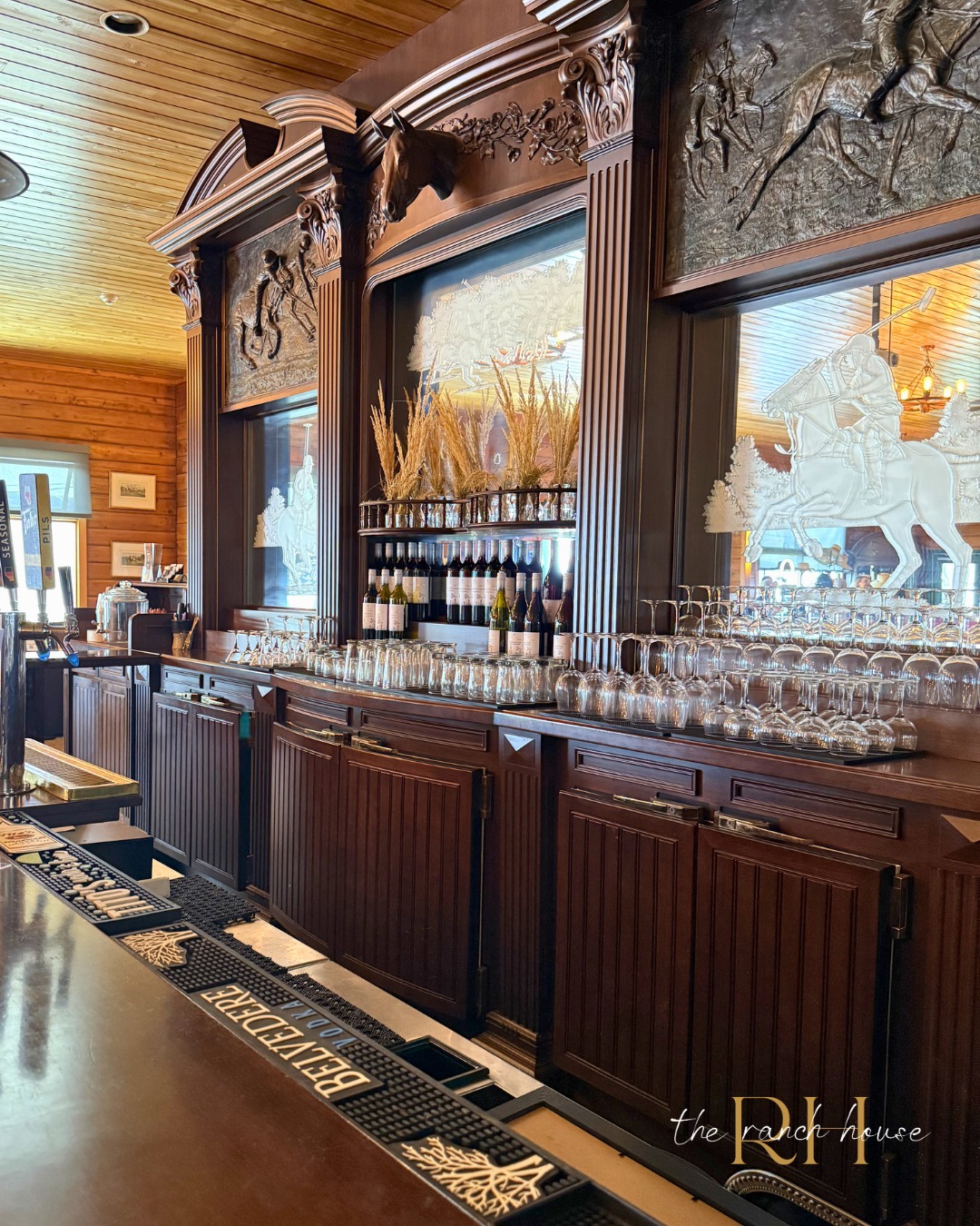 Champagne toasts & late-night cocktails - the bar is where so many memories are made 🥂
As an AGLC-licensed venue, our in-house bar team handles everything, from highballs and domestic beer to wine and draft, so you can relax knowing service is taken care of.
Choose from cash bar, ticket bar, or host bar options and tailor the experience to your guest list and budget 🍸
#weddingbar #yycevents #receptionideas #weddingmemories #yycwedding