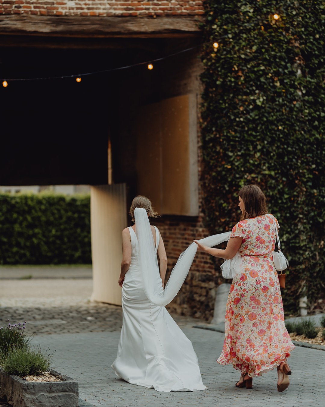 Hier begint jullie nieuwe hoofdstuk samen 🤍
Plan je bezoek via onze website! https://www.goedvangothem.be/boek-nu
📷 Mary Shoots People
#trouwfeest #evenement #kachetvenue #glamping