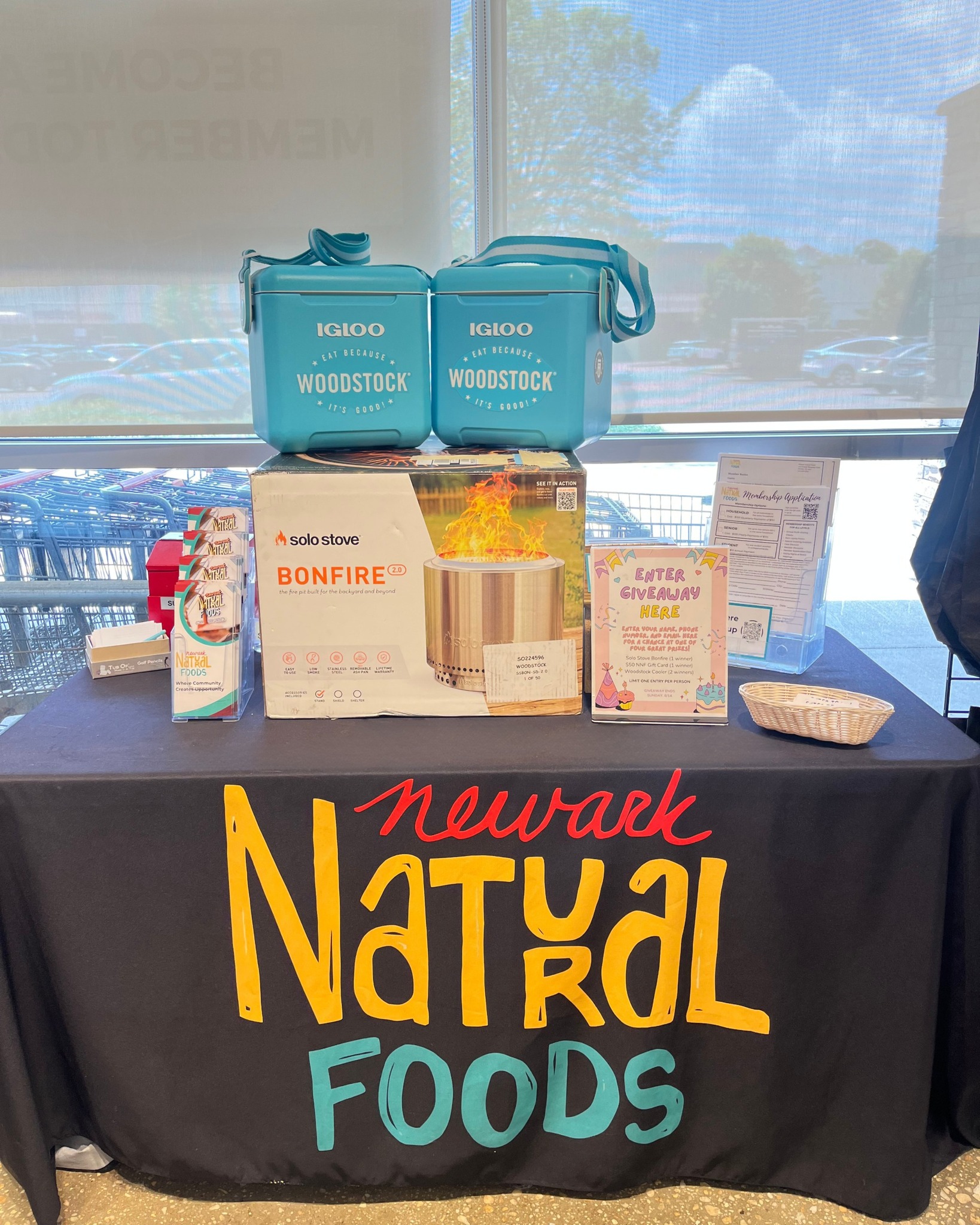 It's our birthday weekend 🎂 And that means giveaways for you!
Stop by the store between now and Sunday to enter to win a free Solo Stove Bonfire, one of two Woodstock Igloo coolers, or a $50 NNF gift card 🥳