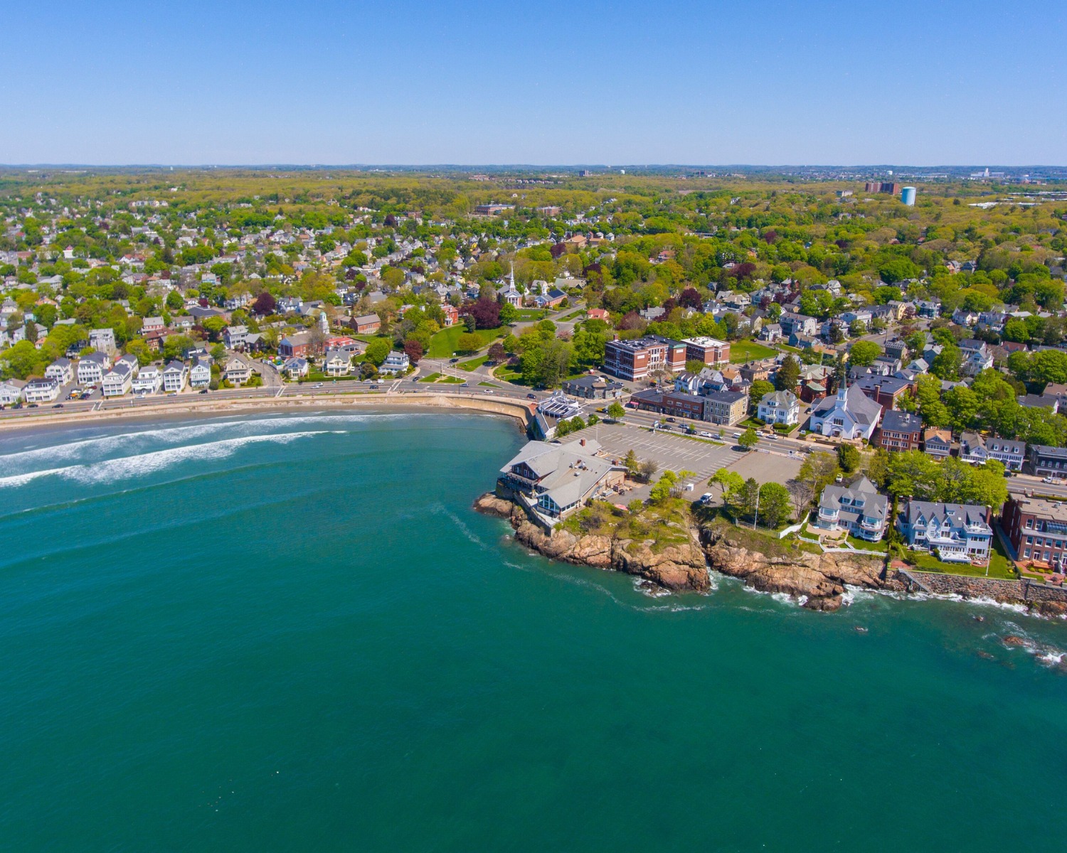 There is something exciting about helping clients begin a completely new chapter.
I’m currently working with wonderful empty nester clients who are relocating from Pennsylvania to the Boston area for a work opportunity. Their kids are grown, life is shifting, and they’re looking for a home that fits this next season while still feeling warm, welcoming, and connected to a community.
We’re focused on Marblehead and Swampscott, looking for a place where they can settle in and truly enjoy everything the North Shore has to offer.
If you or someone you know may be thinking about selling, or is getting close to being ready for a move, I would love to connect.