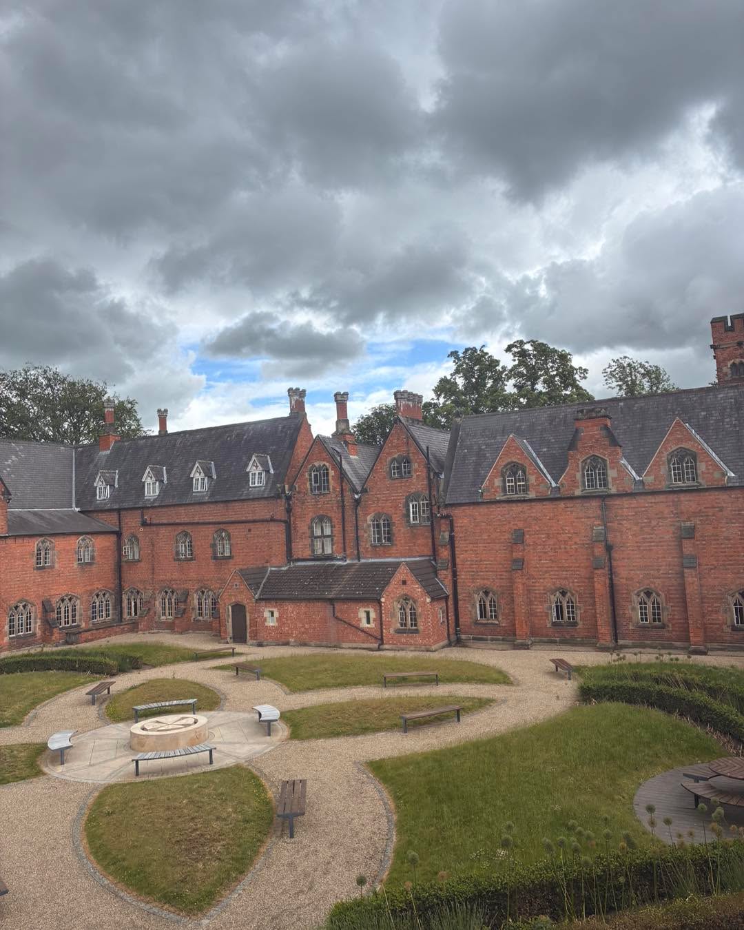 Another enjoyable day carrying out a parent-commissioned assessment at Ratcliffe College.
Working collaboratively with both parents and school helps to build a clear picture of a learner’s profile and ensures that recommendations are tailored to their individual needs.
Thank you for the warm welcome.
# Ratcliffecollege
#DyslexiaAssessment #SEND #EducationalConsultant