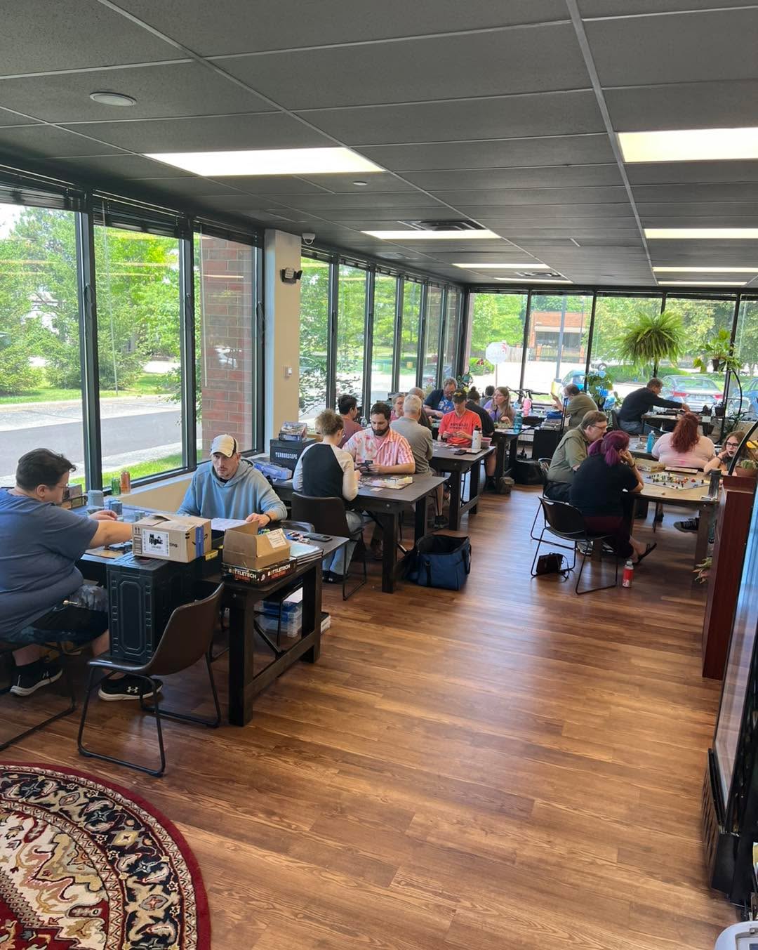 FULL HOUSE today at The Table! Thanks for everyone for coming and seeing us today and hanging out. When was the last time you came and saw us, hopefully you visit soon and experience the ROUNDTABLE difference for yourself.