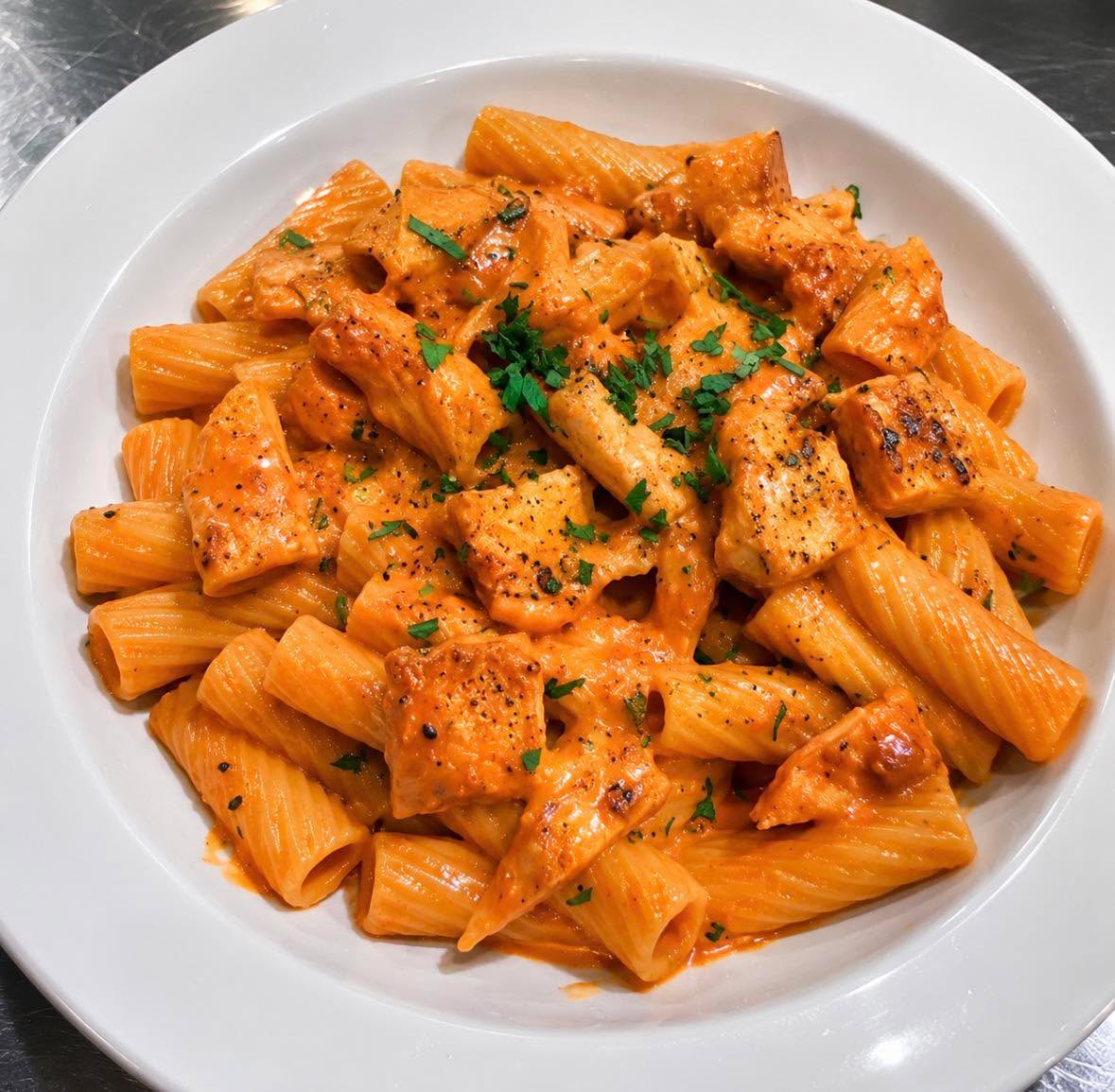 pasta night is calling. π
this week: alla vodka. rich, creamy, the one you keep thinking about on the drive home.
$20.95 β pasta, salad, drink, and cannoli or biscotti. monβwed 4β9pm, dine in only.
π 102 Church Hill Rd, Sandy Hook
#PastaNight #GinosParlor #SandyHookCT #AllaVodka #ItalianFood