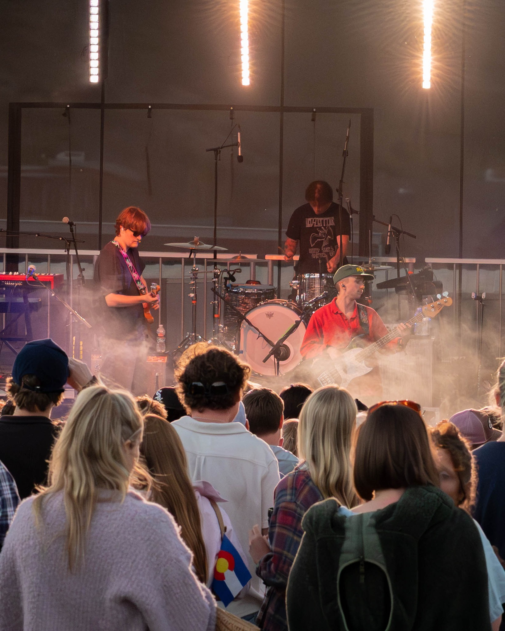 🎶 Mountainside Music Festival kept the good vibes rolling! 🔥
Aspen's own Mark Nussmeier kicked things off with his one-man-band magic, blending acoustic guitar, live loops, and plenty of soul. 🎸✨
Then Richy Mitch & The Coal Miners took the stage and turned the mountain into one giant singalong. 🌲🎶
Golden-hour views and energy that never let up. ⛰️✨
And somehow? There was still more music to come. 🙂↕️🔥
PC: @jayscreations.42
#MountainsideMusicFestival #RichyMitchAndTheCoalMiners #LiveMusic #SnowmassEvents #EventPros #LiveEventProduction #ColoradoConcerts