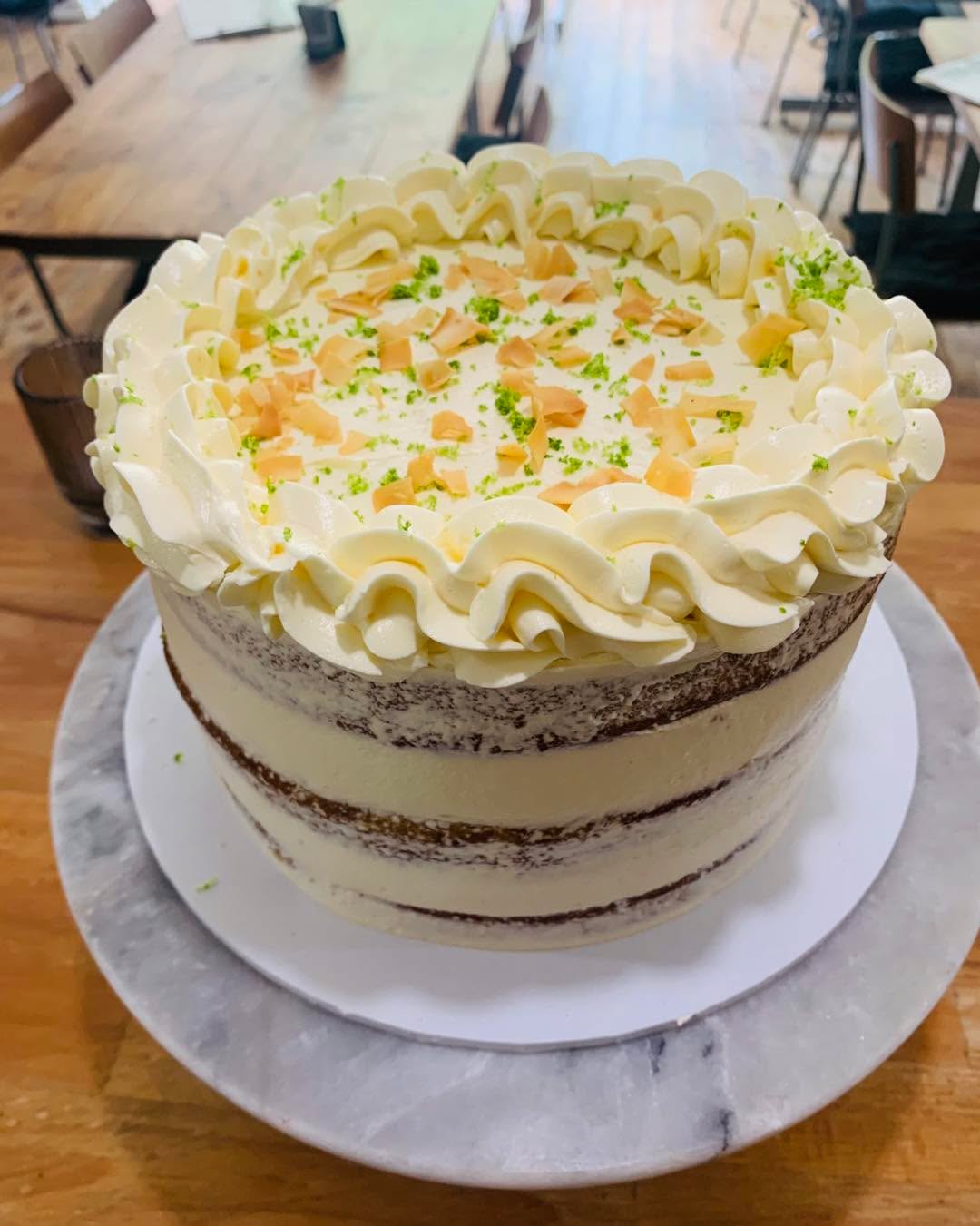 Experience a taste of summer with our sensational Coconut & Lime Cake - moist, creamy coconut sponge filled with zesty hand crafted lime curd & our smooth & light buttercream.
Try pairing it with our Mango & Dragonfruit Cooler for the ultimate tropical vibes! 🌴☀️🏖️
#vegannewcastle #newcastlefoodies #vegancakes #veganbaking #northeastvegans #thetreerooms #tropicalvibes🌴 #tropicalvibes🌴🌺☀️
