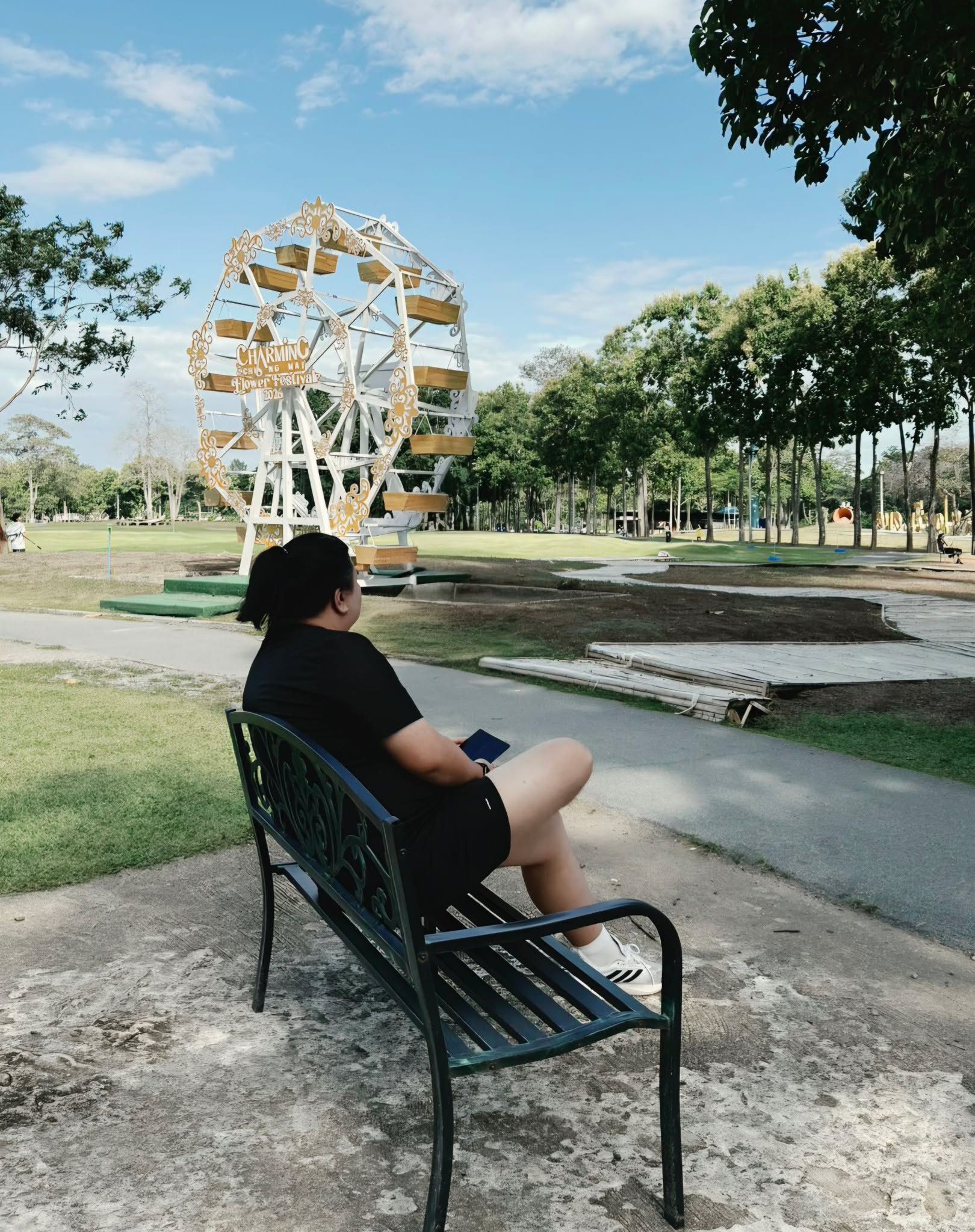 The world keeps spinning. I’m just here for the view.