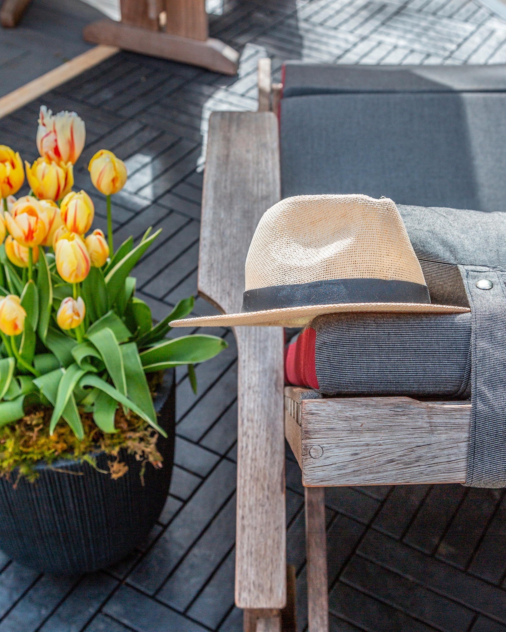 Hang your hat up, the weekend has arrived.
With Ethan furniture, that relaxed weekend feeling doesn’t have to wait for Saturday. From a quiet morning coffee to an unhurried afternoon outdoors, our handcrafted pieces are designed to bring comfort, ease and timeless character to the everyday.
Get in touch with our team to start planning an outdoor setting made for the way you live.
Proudly Designed & Handcrafted in New Zealand Since 1984.
Explore more on our WEBSITE, link in bio!