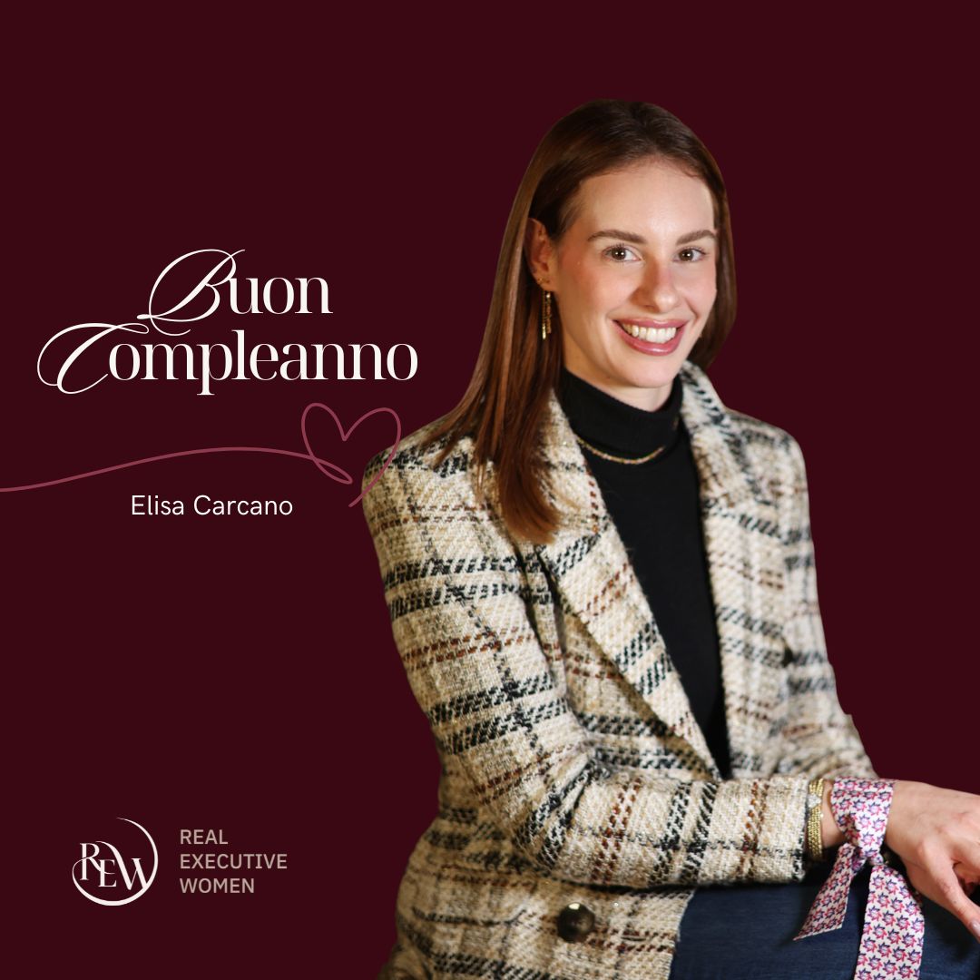 Oggi festeggiamo Elisa Carcano. ✨
Socia REW da quest’anno, ci ha colpite subito per la sua solarità e gentilezza.
“Sii il cambiamento che vuoi vedere nel mondo” è il motto con cui ha scelto di presentarsi, e la racconta bene: nei piccoli gesti, nell’esempio e nella volontà di costruire qualcosa di positivo insieme agli altri.
Sempre pronta a mettersi in gioco, sa trovare risorse e soluzioni anche quando il percorso sembra più complicato del previsto.
Buon compleanno Elisa, ti auguriamo nuove soddisfazioni, incontri e progetti da realizzare. ✨