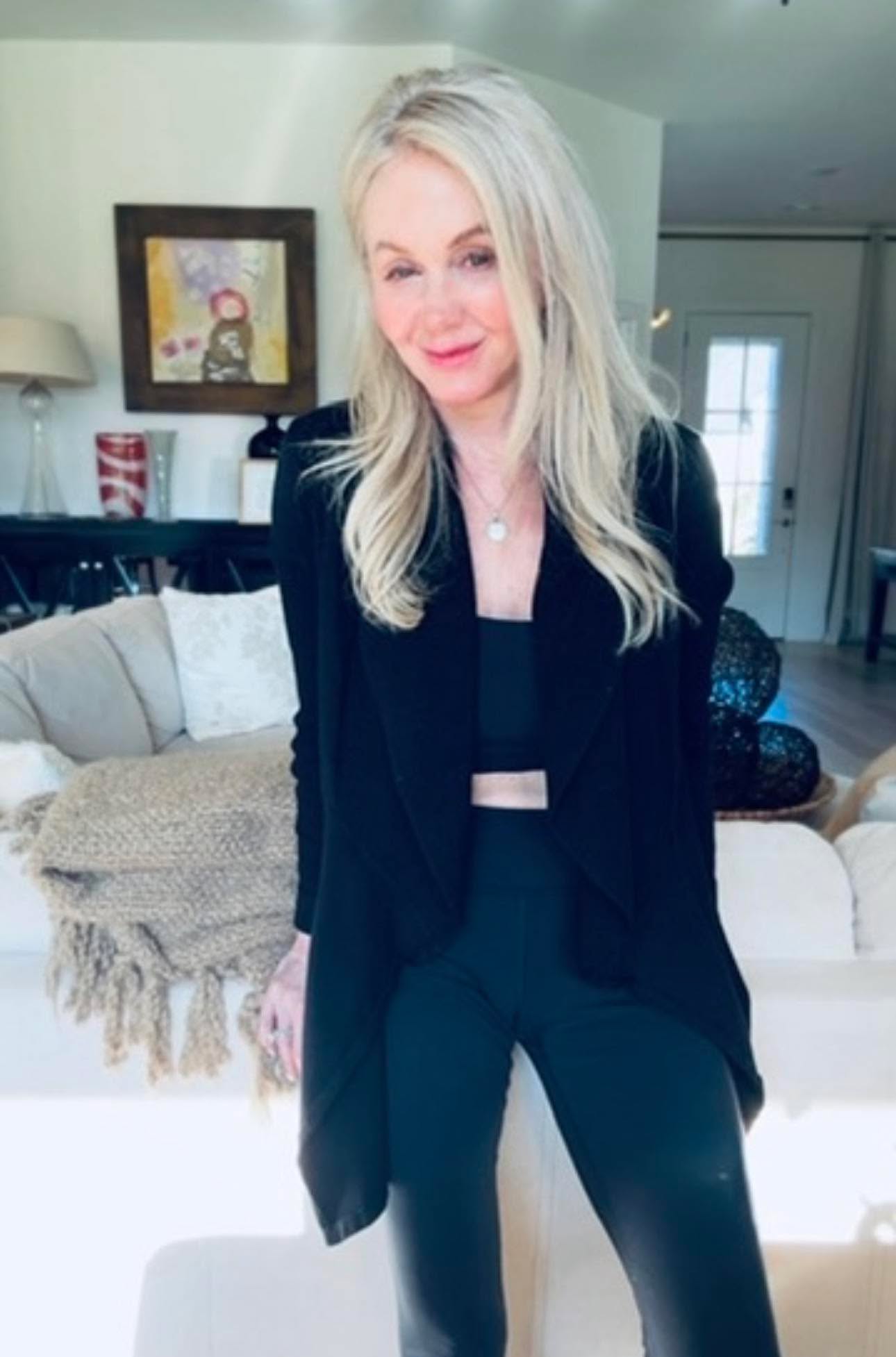Ladies, do you want to learn more about peptides beyond GLPs
We are hosting a 30 min Peptide Workshop event on Thursday @7:30 Pm CST.
We’ll dive deep into nature-sourced peptides, wellness tips, nutrition, and real results so you can unlock your best self.
Send me a DM if you want more info.