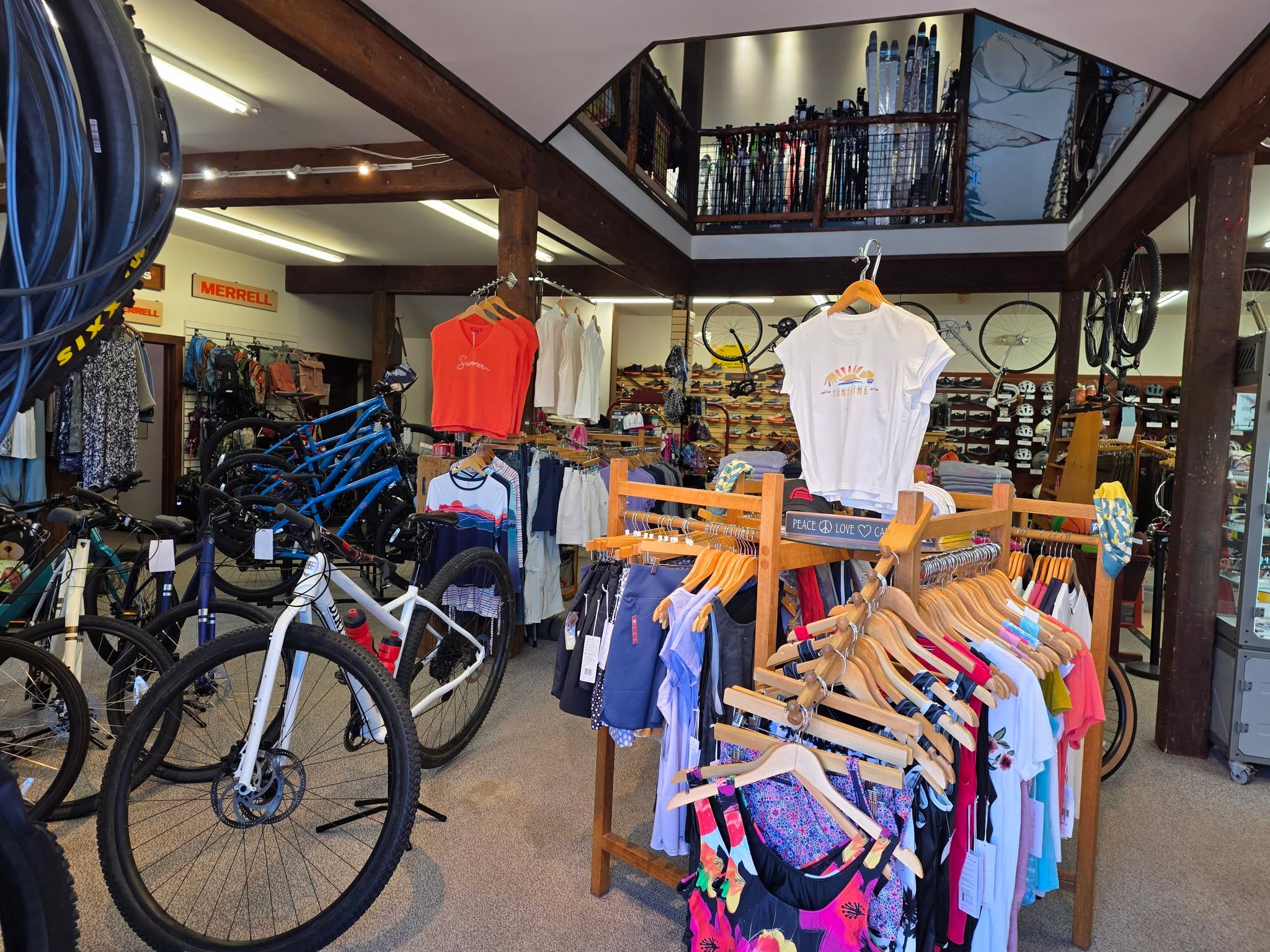 Summer setup in full swing
(and the winter clearance is upstairs if you're interested)