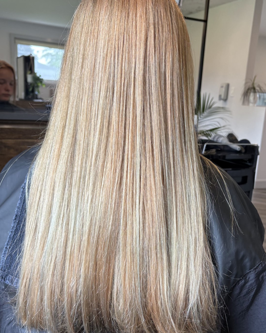 COLOUR CORRECTION TIME! 🎨✨
Delaney tackled her very first colour correction, and what a transformation it was!
Our lovely guest thought she was applying a blue conditioner before an event—but it turned out to be a vivid blue colour instead. Trust us, the real before photo was VERY blue. 💙😅
With patience, skill, and a little salon magic, Delaney beautifully restored her hair to a soft, natural-looking shade. We couldn't be more proud of her first colour correction result! 👏✨
Swipe to see the transformation! ➡️
#ColourCorrection #HairTransformation #SalonMagic #HairGoals #EmergingStylist #BeforeAndAfterHair #HealthyHairJourney