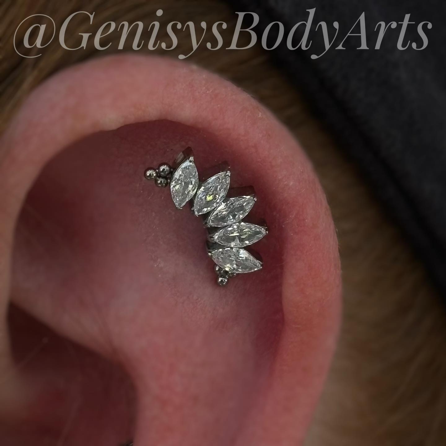 Titanium Tuesday!
Today we will be offering BOGO piercing fees on titanium when you purchase new jewelry and mention this post in studio. Limit one per person.
See you soon!
#helixpiercing #earclimber #newpiercing #genisysbodyarts #pittsburghpiercing