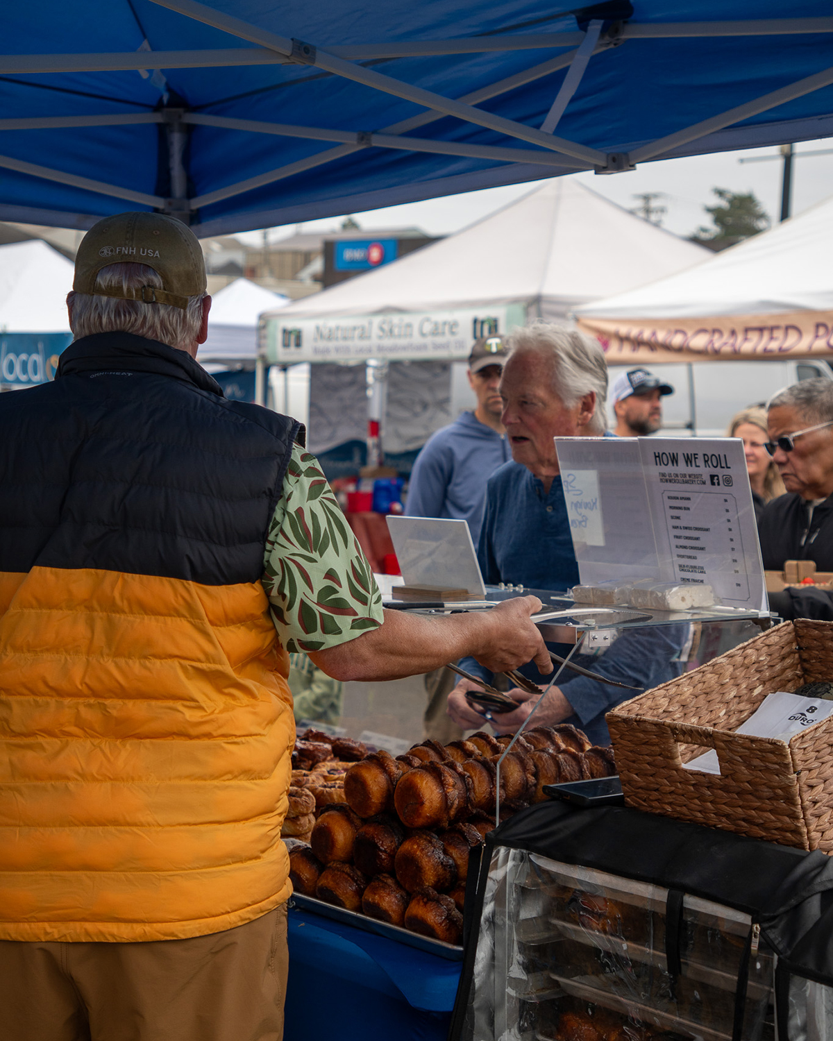A summer morning at the Newport Farmers Market.
Every Saturday from 9am to 1pm. Rain or shine!
Good food, local vendors, familiar faces, and plenty to explore - now through November!
@newportoregonfarmersmarket
#discovernewport #newportoregon #oregoncoast #newportfarmersmarket