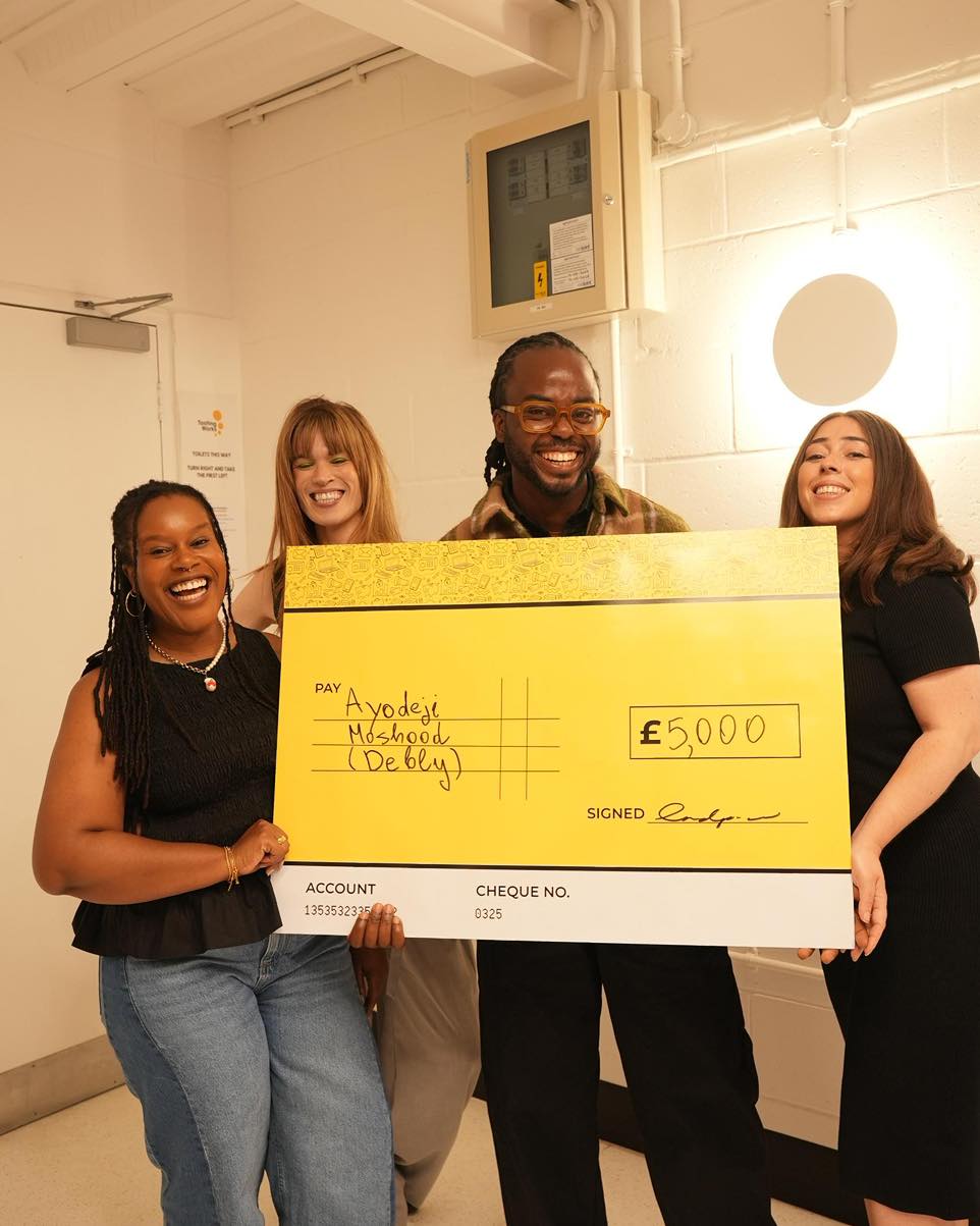🏆 Congratulations to Ayo from Debly, our BLP Demo Day Winner! 🏆
After delivering an outstanding pitch and showcasing a clear vision for the future, Ayo was awarded the £5,000 cash prize to help take his business to the next level. 🚀
We’re incredibly proud of everything he has achieved and can’t wait to see what comes next for Debly and all our other participants.
Join us in congratulating Ayo on this well-deserved win! 👏🎉
#BLPPathways
#DemoDay
#PitchDay
#Winner