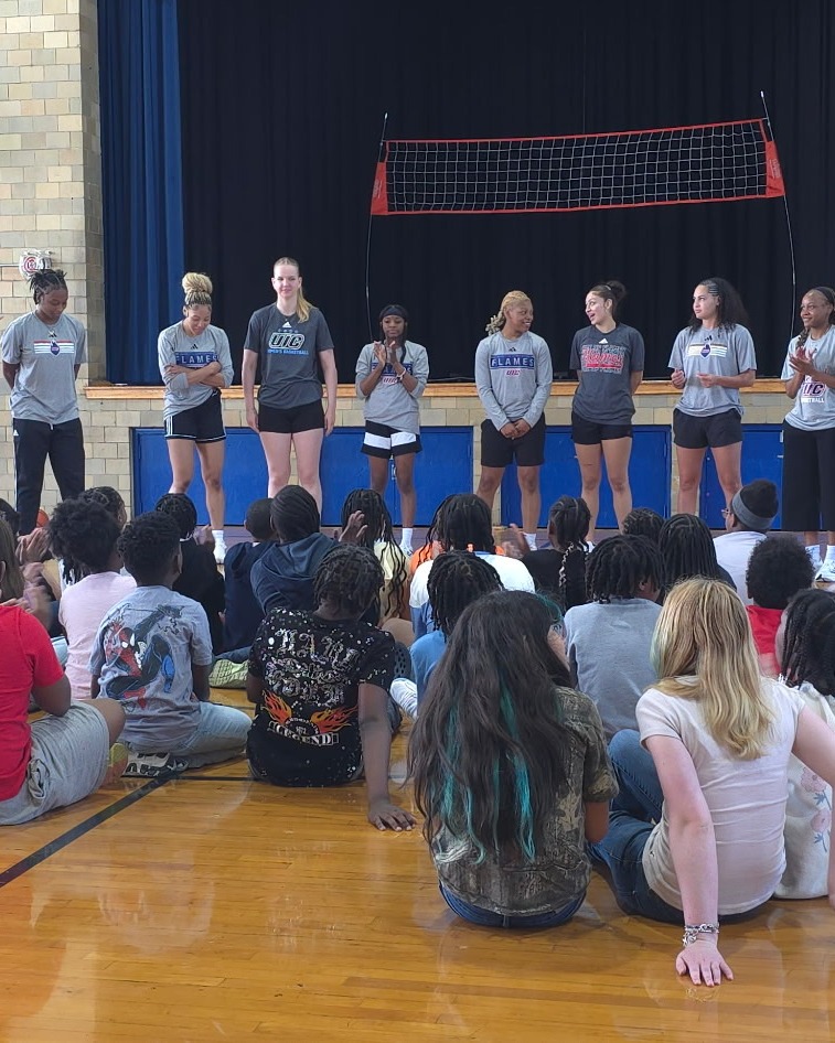 Our Summer Enrichment Program just got a major assist! We were absolutely thrilled to welcome the incredible student-athletes from the @uicflames Women's Basketball Team to campus!
The Flames spent time volunteering with our students, bringing tons of positive energy, mentorship, and fun to our summer programming. From sharing inspiring stories to hanging out with our kids, they truly showed what leadership and community spirit look like on and off the court.
A massive THANK YOU to UIC Women's Basketball for investing your time and hearts into our students!
#UICFlames #FireUpFlames #SummerEnrichment #GlenwoodAcademy #CommunityPartners #MentorshipMatters #StudentAthletes