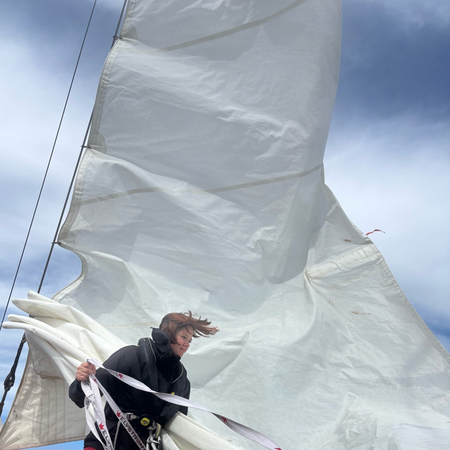 Dag 3 av Sjøkorpstok 1, det såkalte U-30 toktet.
Idag gikk turen til Kragerø, det ble både seiling og soving på dekk før vi ankom kystbyen.
Lurer du på hvor vi er? https://www.sjokorpset.no/mohawk/lokasjon
#sjøkorpset #sparebankstiftelsen #under30 #sovepådekk #peilingpaaseiling