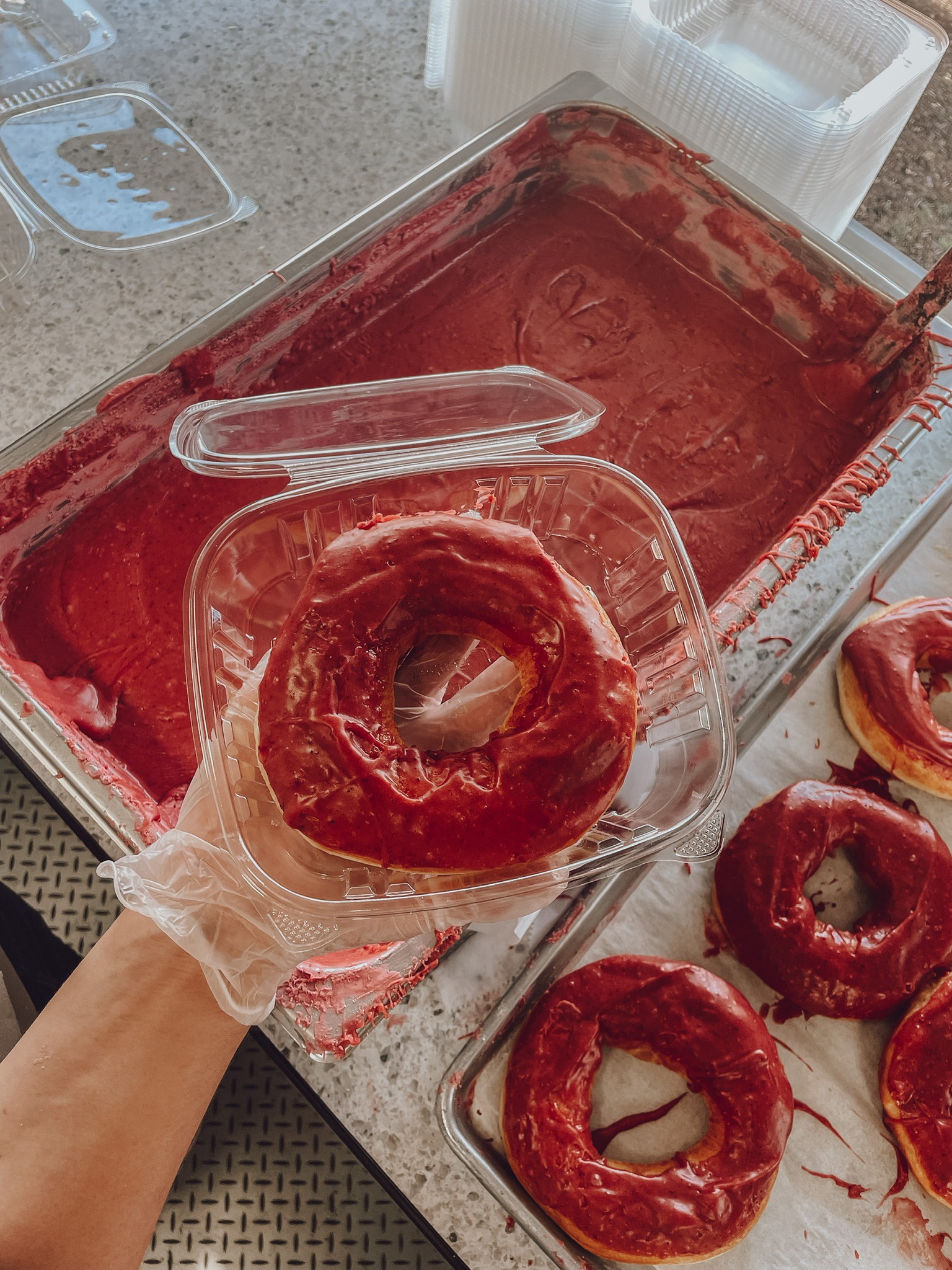 Happy Tuesday Eugene! 🫶
Local's will be parked at The Lot on Coburg tomorrow, July 1st.
ADDRESS: 2225 Coburg Road, Eugene
HOURS: 8-2
SPECIAL: ✨The Raspberry Glazed Donut✨
Along with our special, we will also be serving our original vanilla glazed donuts, cinnamon sugar donuts, handcrafted soft pretzels, and Blue Silo Creamery milk and chocolate milk.
GIVEAWAY: We are giving away a half dozen donuts/pretzels to 2 lucky followers!
TO ENTER:
✨LIKE THIS POST
✨FOLLOW OUR PAGE
✨TAG YOUR FRIENDS
Winners will be announced tomorrow morning and will also be contacted directly. Please be aware of scammers posing as our page, we will NEVER ask for credit card/personal information to claim your prize.
See you soon! 🫶