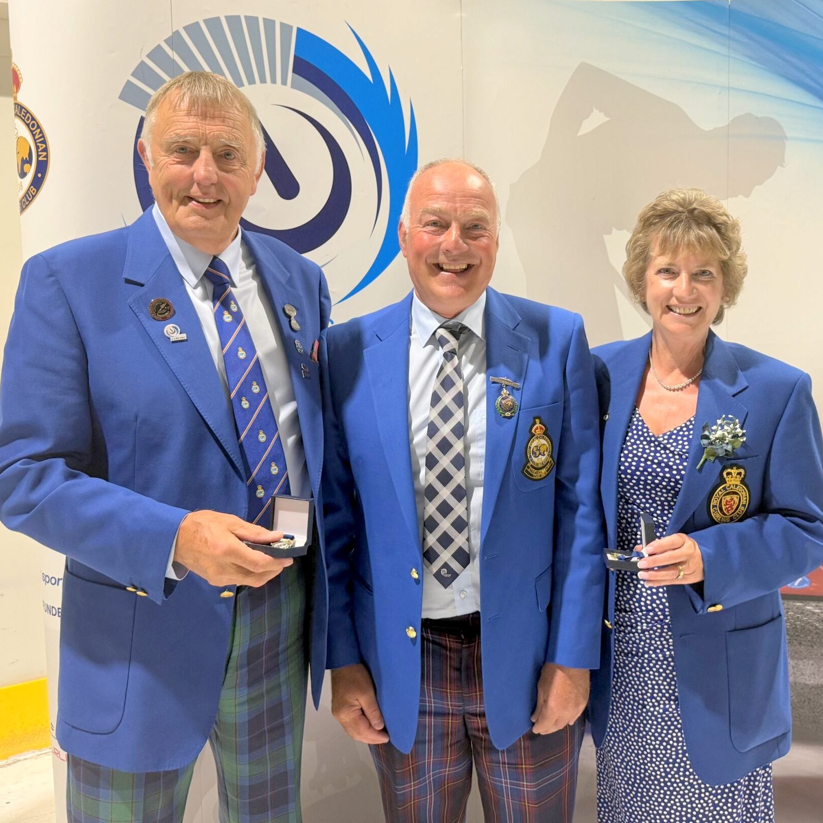 We were delighted to host the @scottish_curling AGM on Saturday. Two Border curlers were listed to receive their 50 year curling medals - Harry Dodds of St Boswells & Oliver Stark of Roxburghe curling club. There was a surprise for Keith & Gwen Prentice of Ayton Castle Curling Club who were also presented with their medals. Keith was also stepping down from his term as Scottish Curling president at the AGM ๐ธ Scottish Curling