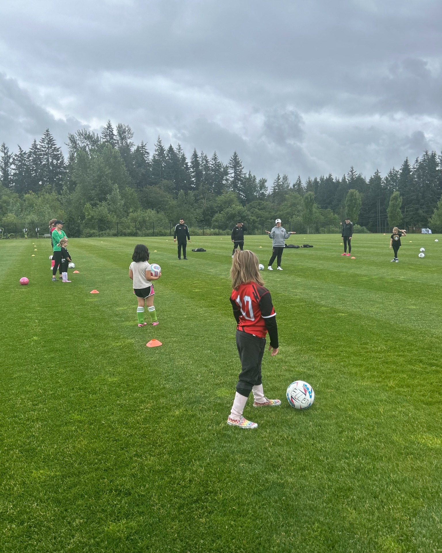 What a morning at Lioness Club this past Saturday!
We loved seeing our Pre-K - 5th Grade girls on the field alongside their moms, guardians, and female role models. We're already looking forward to the next one. #LionessClub #WeAreValor #GirlsSoccer