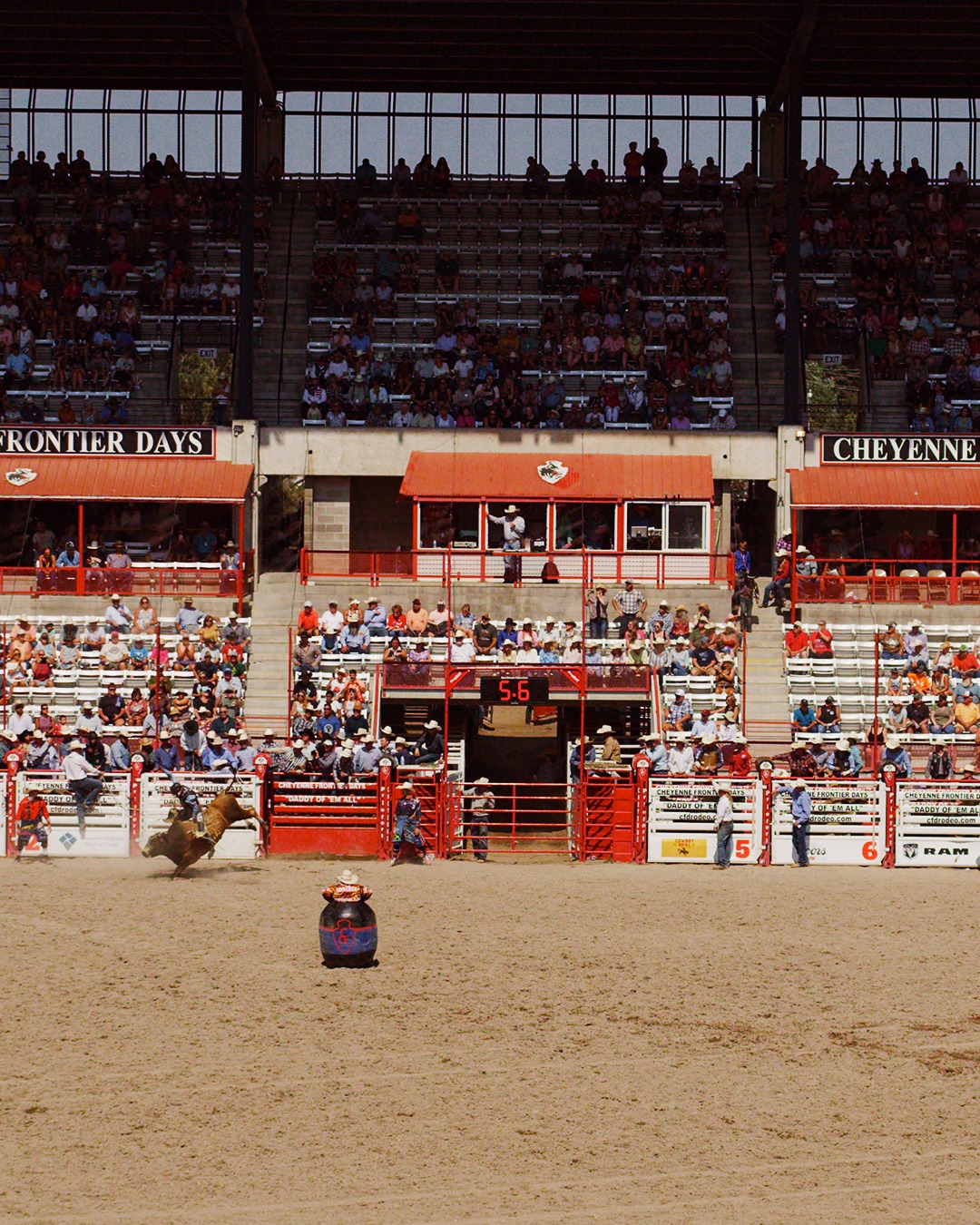 The competition brings fans to rodeo. The community keeps them coming back.
This week’s Tough Draw Tuesday looks beyond the standings and the championships to the people that make rodeo what it is: the athletes, families, committees, volunteers, vendors, stock contractors, partners, and fans who show up year after year.
It’s those people who remind us why this way of life still matters.
Comment RODEO and we’ll send you the link.
#ToughDraw #ToughDrawTuesday #Rodeo #WesternSports #WesternIndustry