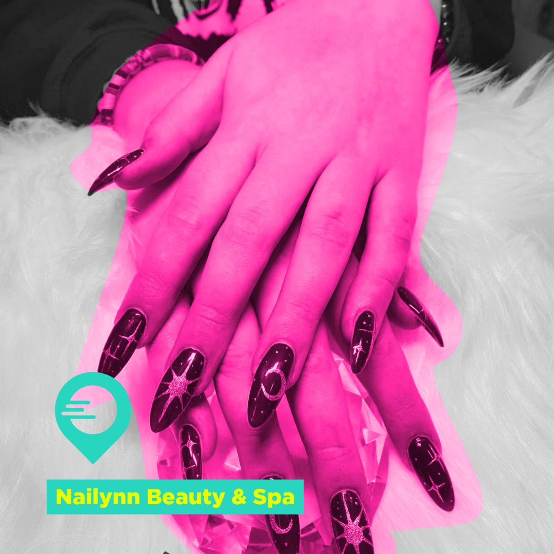 𝑩𝑹𝑰𝑮𝑯𝑻 𝑽𝑺 𝑵𝑬𝑼𝑻𝑹𝑨𝑳
Which is your go-to? Tell us in the comments!
Me personally, I bright toes and neutral fingers.
Whichever you prefer, Nailynn can and will deliver!