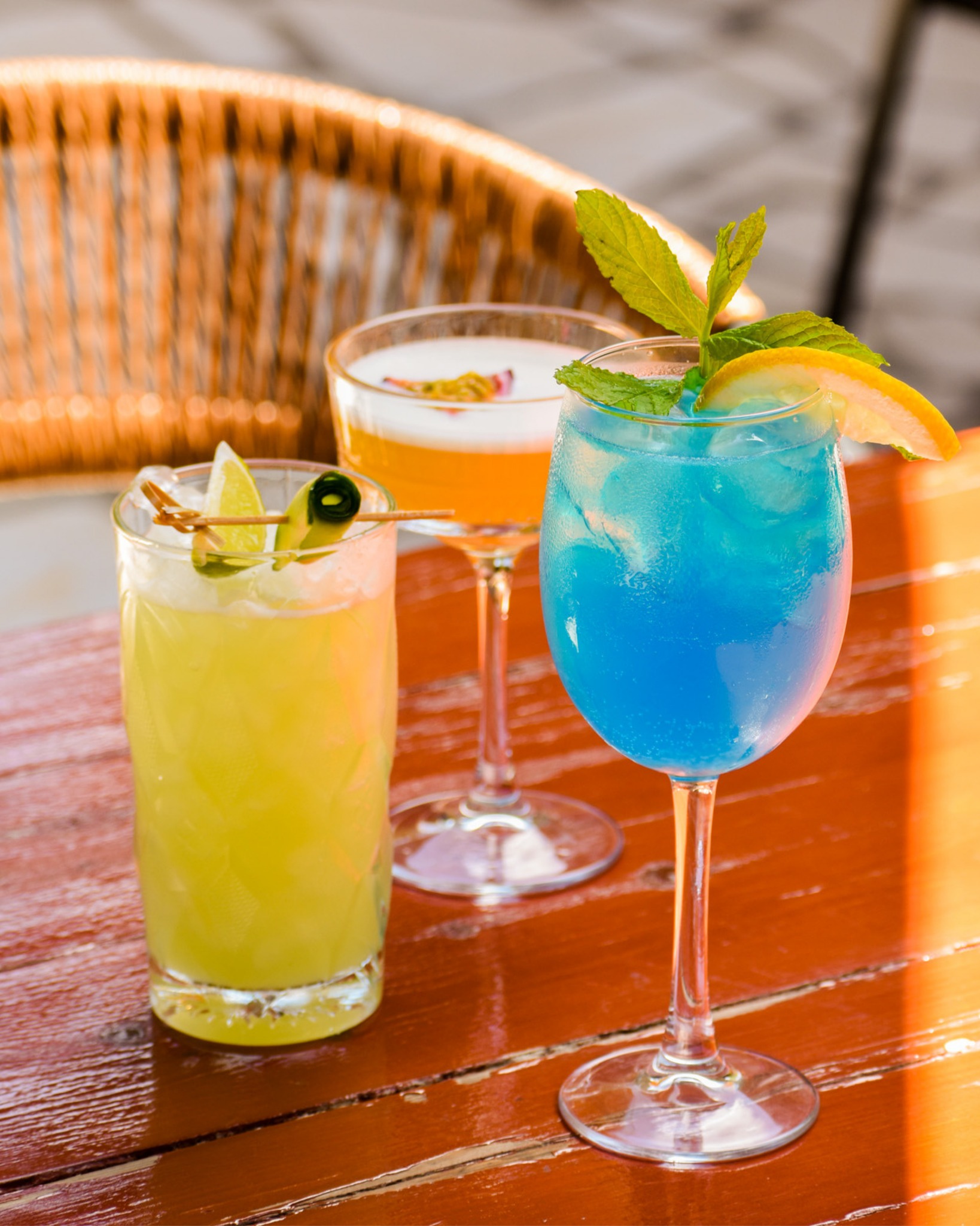 Summer colours, fresh flavours, and cocktails made to match the mood. 🍹
Take your seat, sip slowly, and enjoy the easy vibes at 3 Wise Monkeys in Assos.
Join us after 14:00 🙈
#3wisemonkeys #assos #kefalonia #cocktails #bar #restaurant