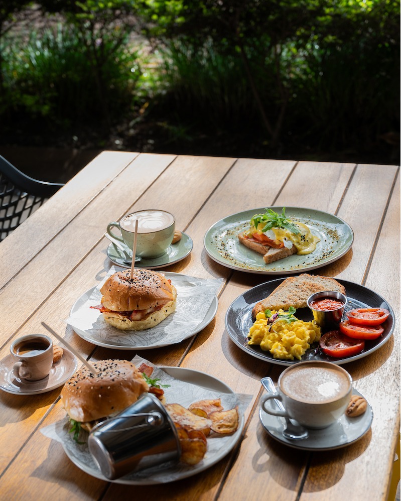 Easy breezy brekkie and brunch. And the Ballito sunshine is a given!
⏰ We're open from 7am every day of the week. ⏰
#ballito #restaurant #explore #food #breakfast