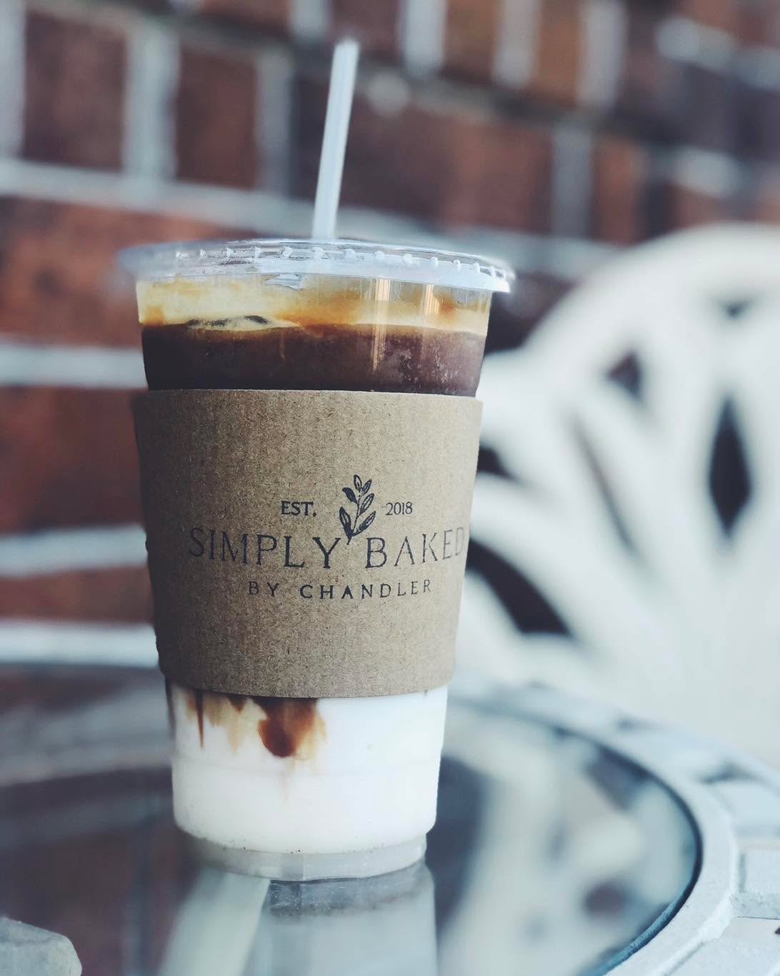 Have you tried our Coconut & Salted Caramel Macchiato yet?? 🥥 One of our most popular summer drinks & for good reason! What a combination! 🤤
Stop in & try one out today! 😎