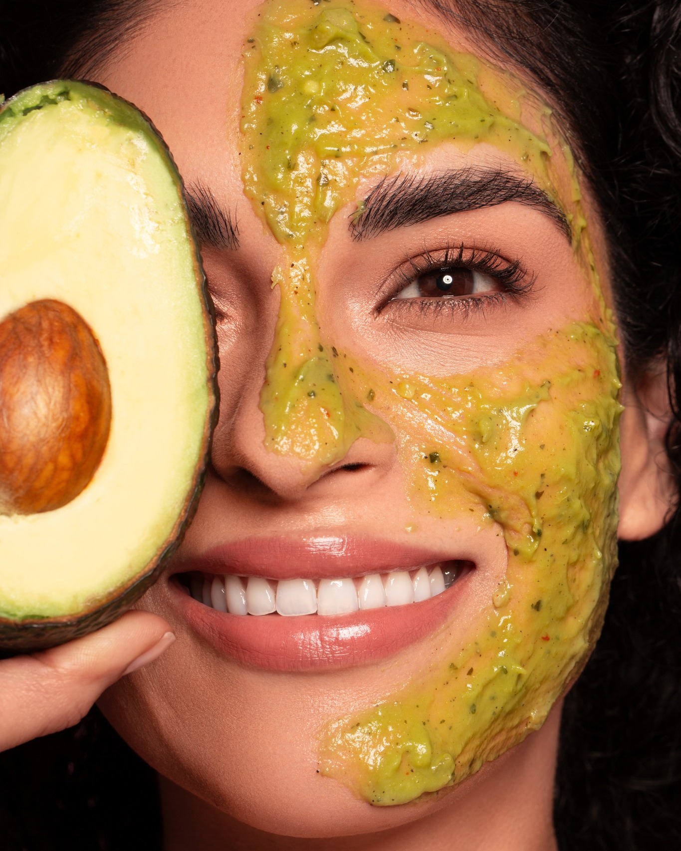 #tb zu unserem Portfolio Shooting mit der tollen @liamanzur 😍📷
Einer der Looks, die wir gemeinsam für ihr Modelbook geshootet haben, war dieser Commercial Beauty Looks mit Avocado 🥑😍Einfach ein perfekter sommerlicher Look, oder?
Wir lieben ihn immer noch! Er ist die perfekte Ergänzung für Models, die sowohl Commercial als auch Beauty Kunden ansprechen wollen.
#beautyphotography #commercialmodel #modelwerden #modelportfolio